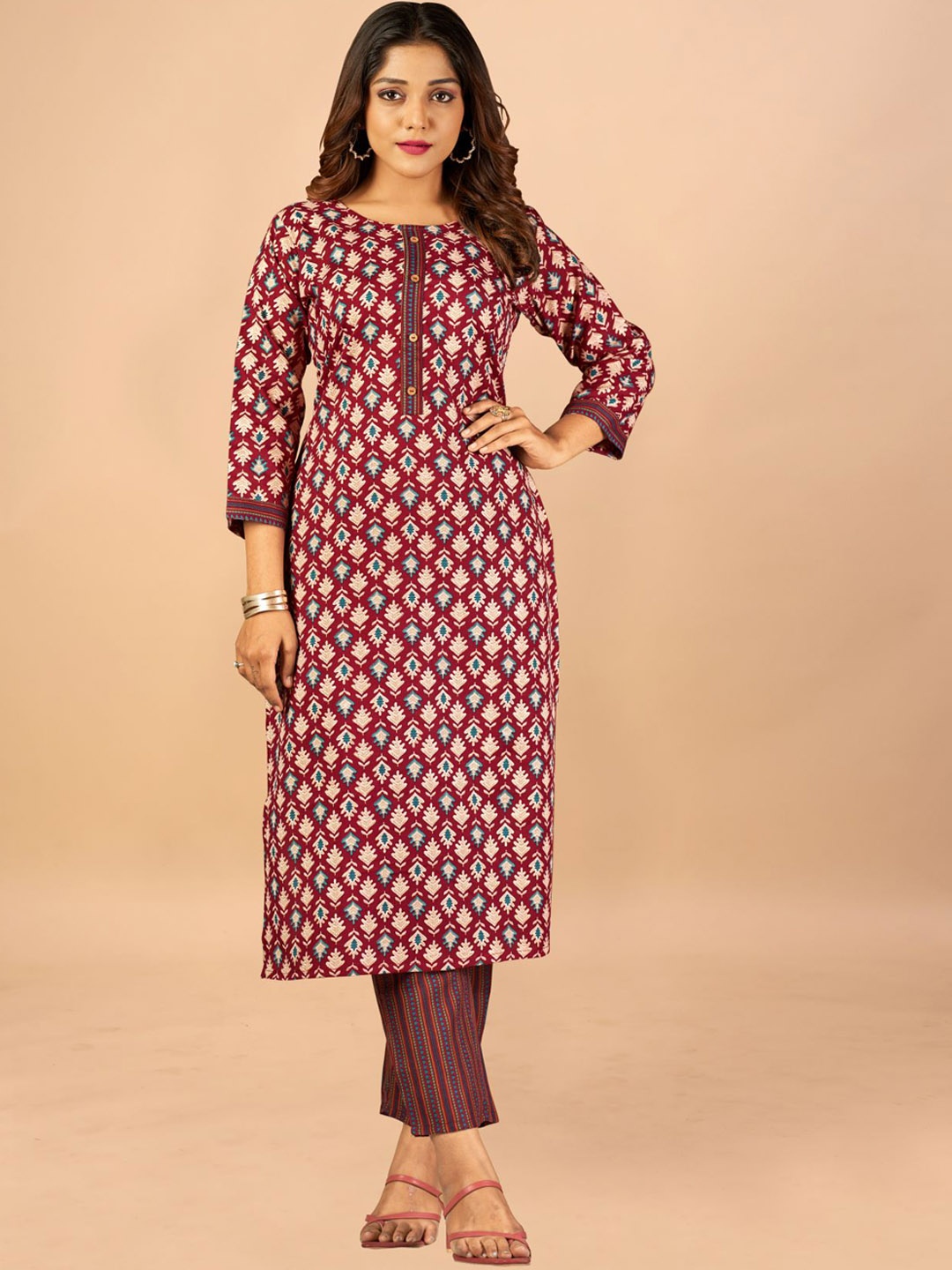 

KALINI Women Floral Printed Pure Cotton Kurta with Trousers, Maroon