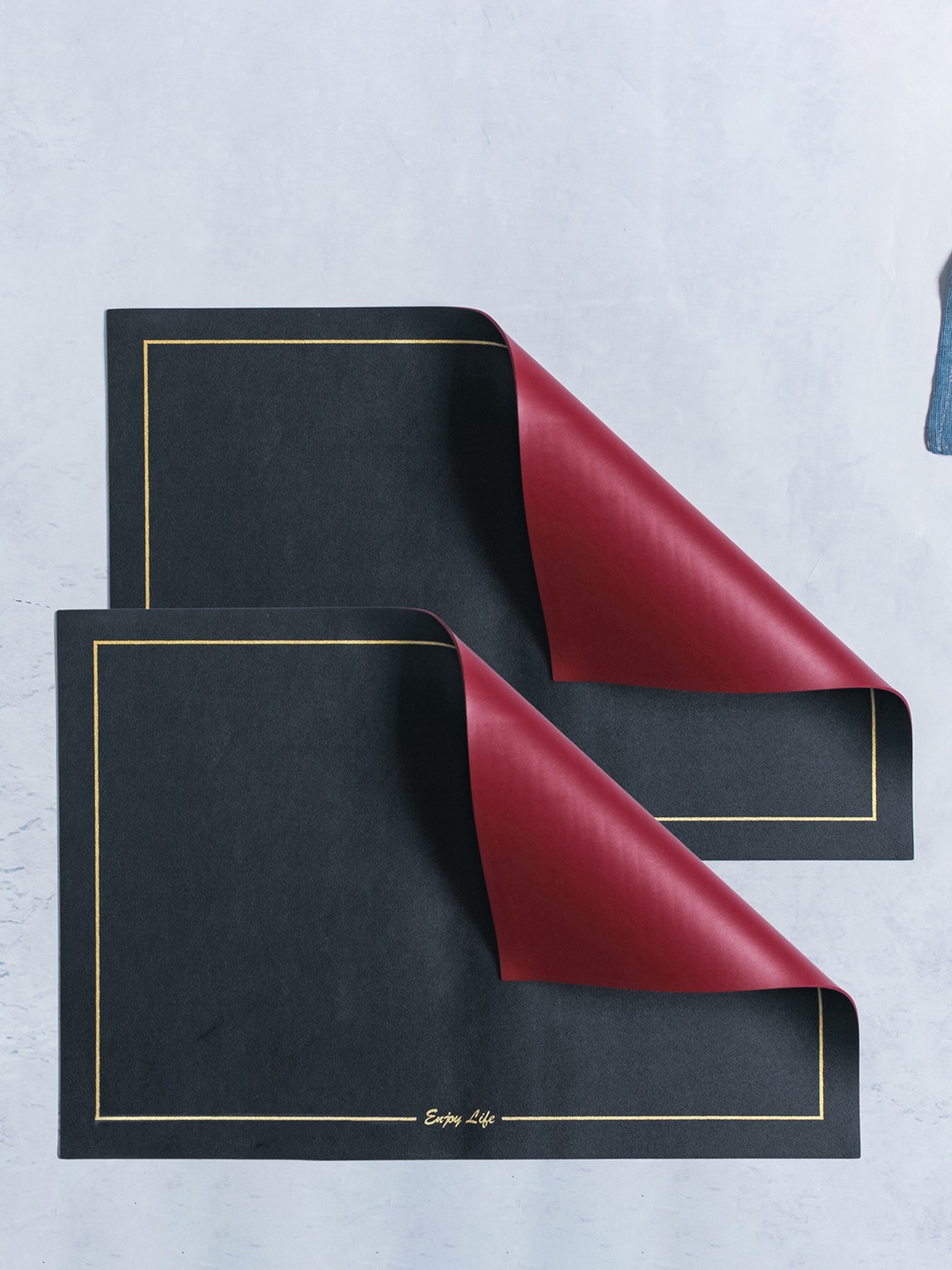 

Nestasia Black & Maroon Set Of 2 Reversible Table Placemats