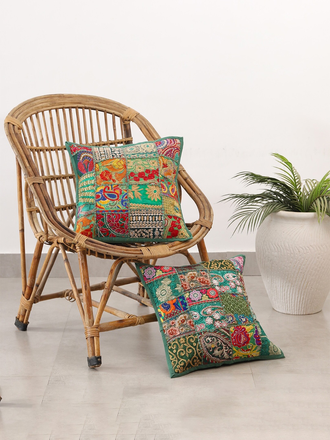 

HANDICRAFT PALACE Green & Red Set of 2 Embroidered Cotton Square Cushion Covers