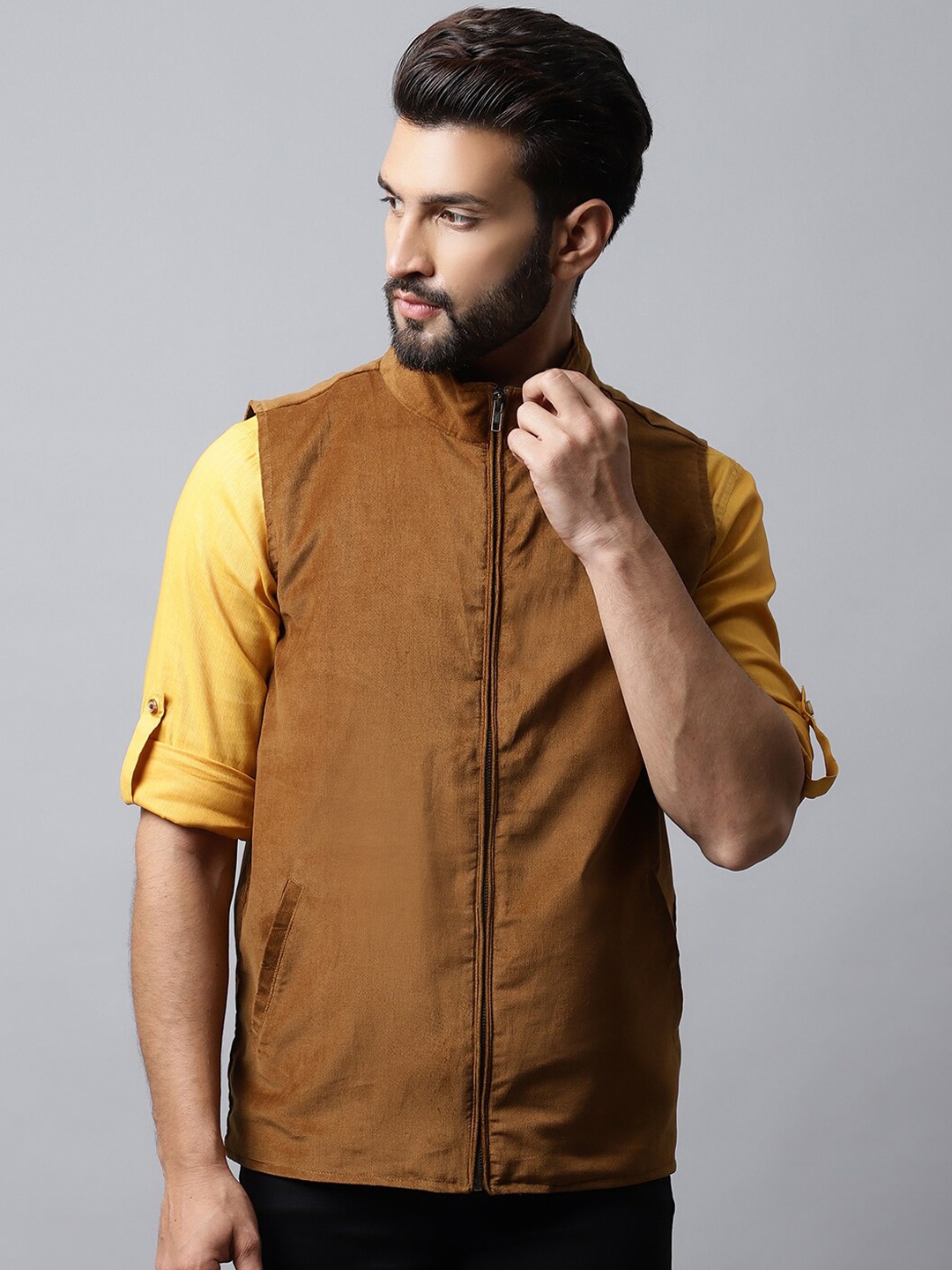 

even Men Nehru Jackets, Brown