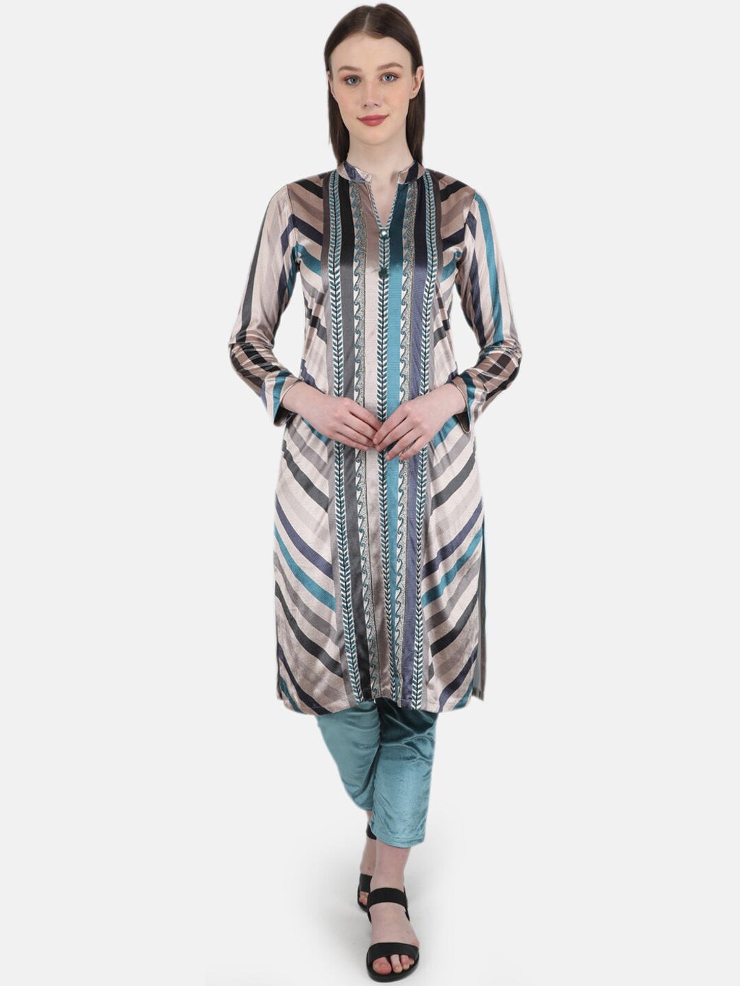 

Monte Carlo Women Striped Kurta with Trousers, Cream