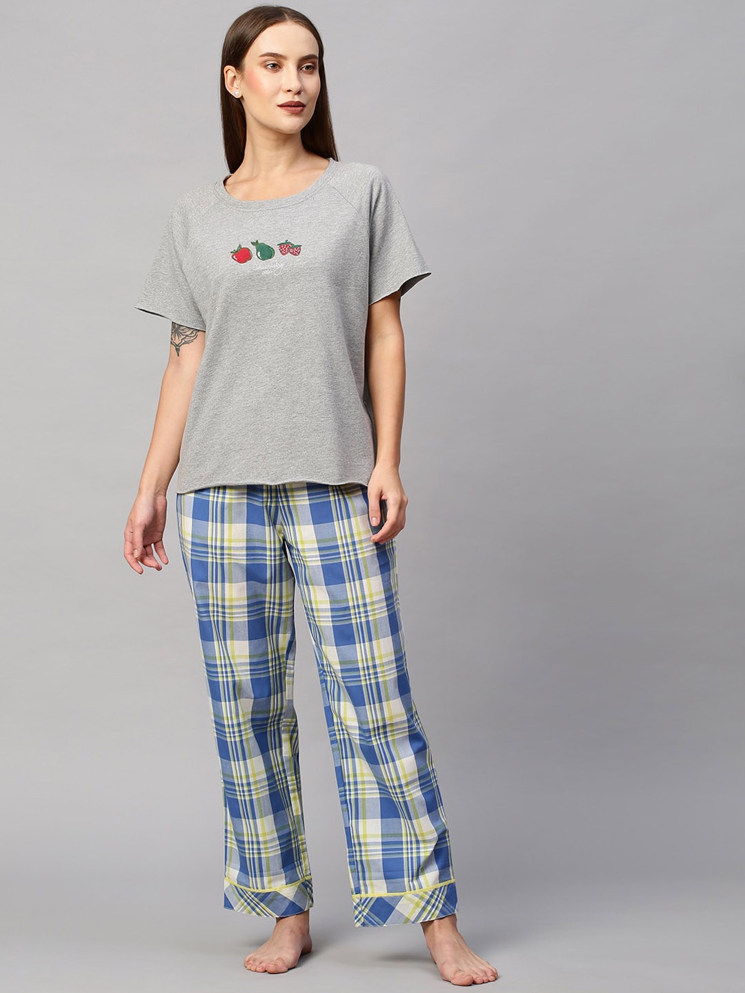 

Chemistry Women Printed Night suit, Grey