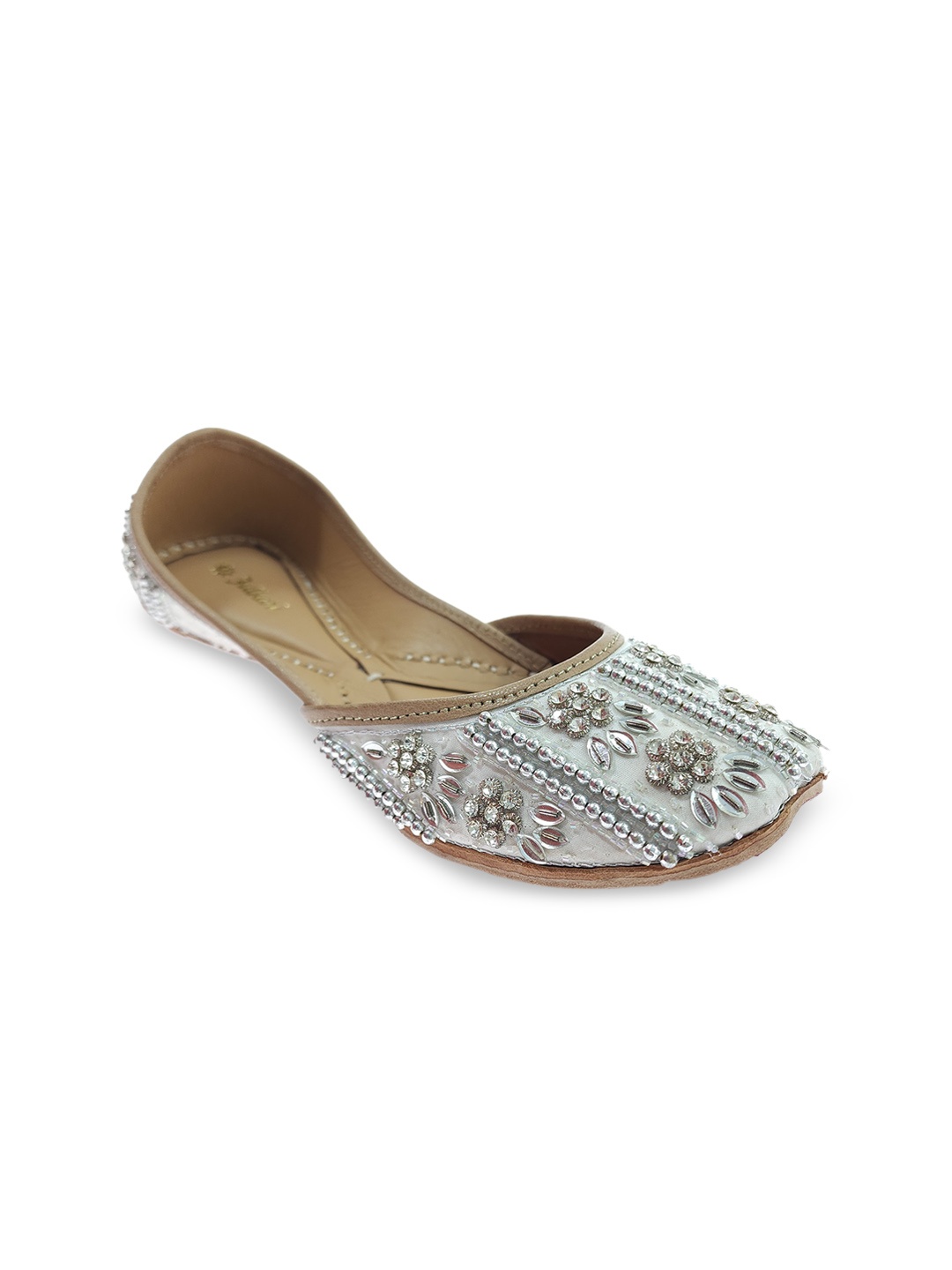 

Fulkari Women Embellished Ethnic Mojaris Flats, White