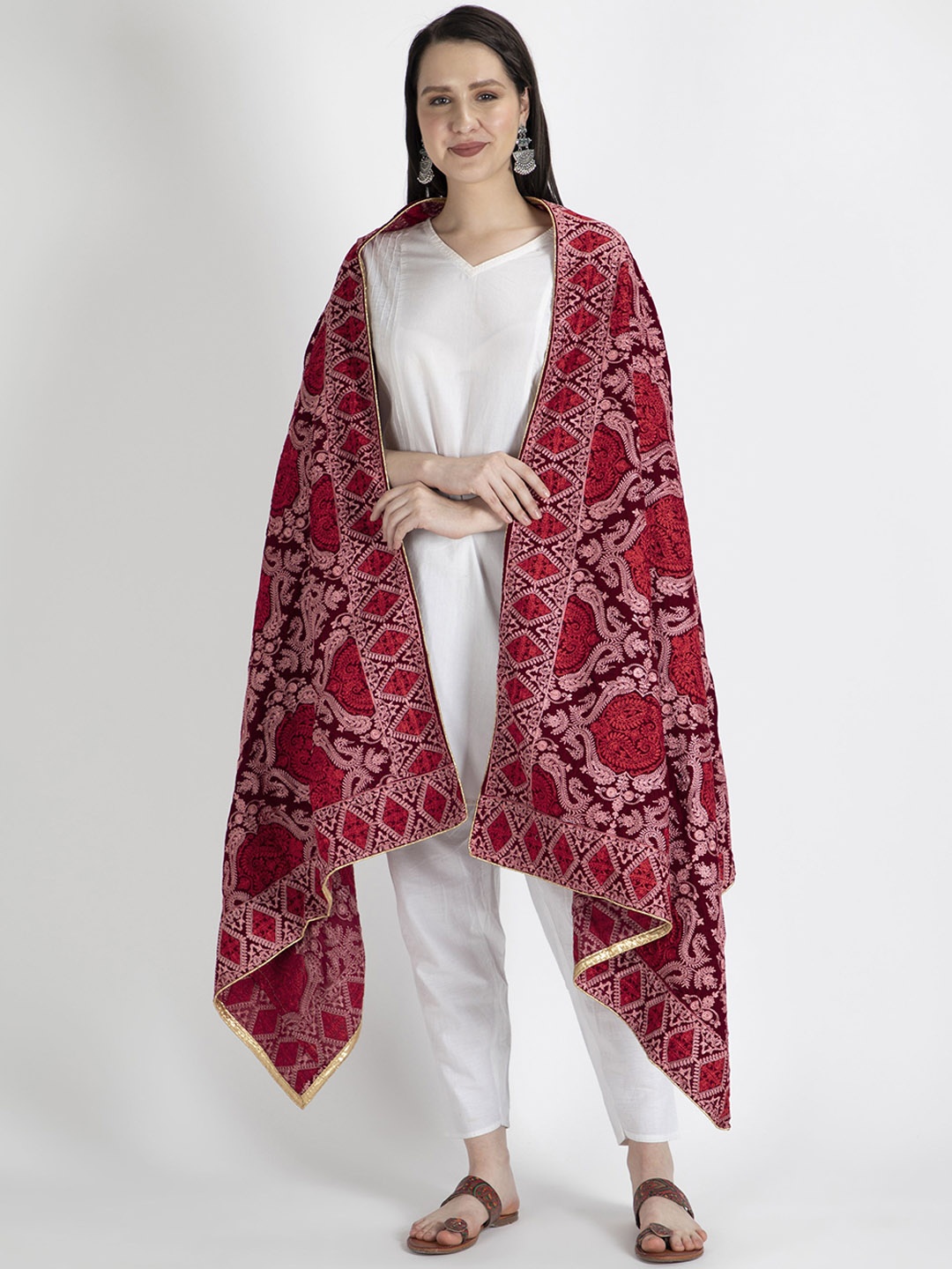 

Moda Chales Women Embroidered Pure Velvet Shawl, Maroon