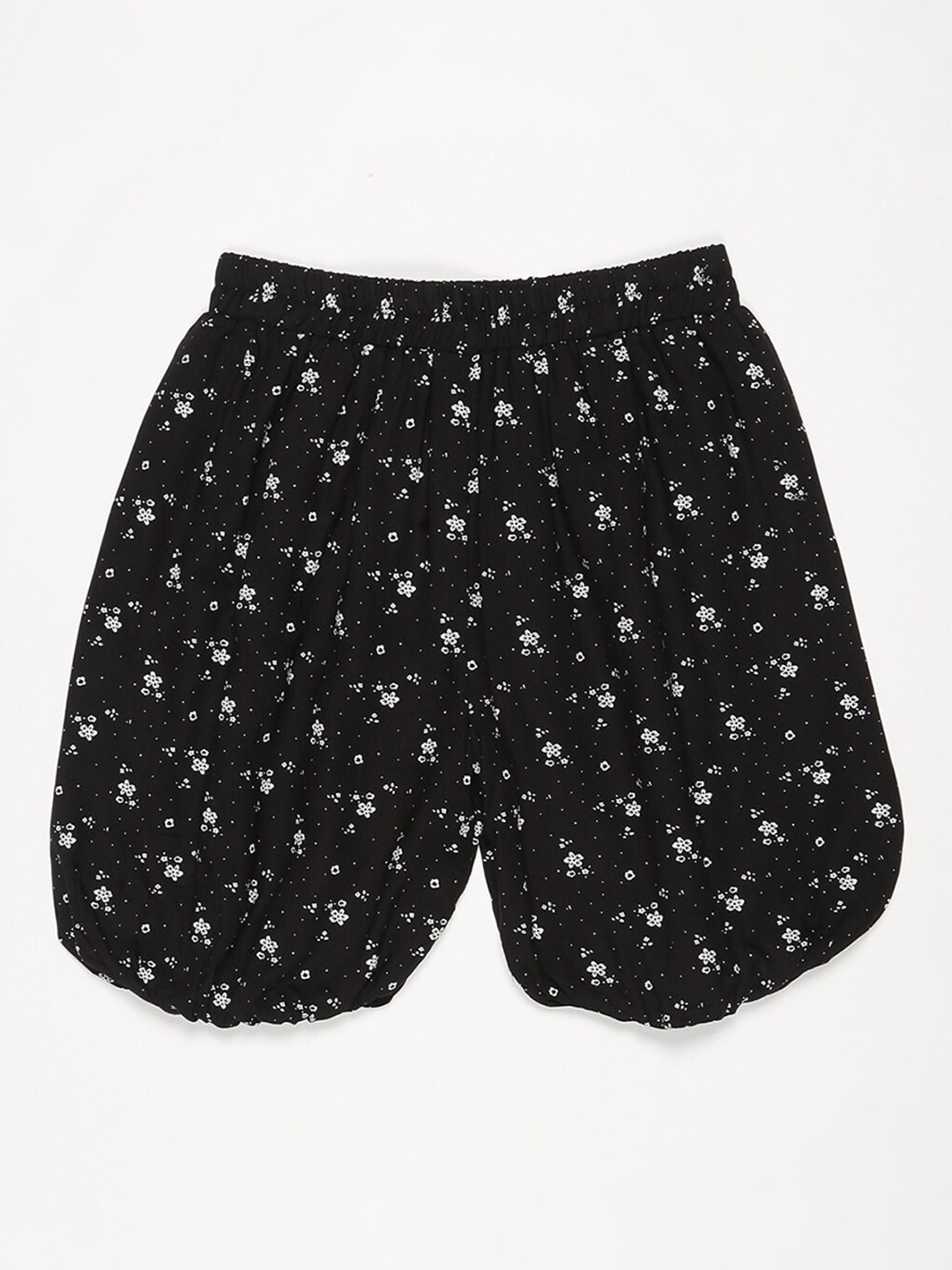 

V2 Value & Variety Girls Floral Printed Shorts, Black