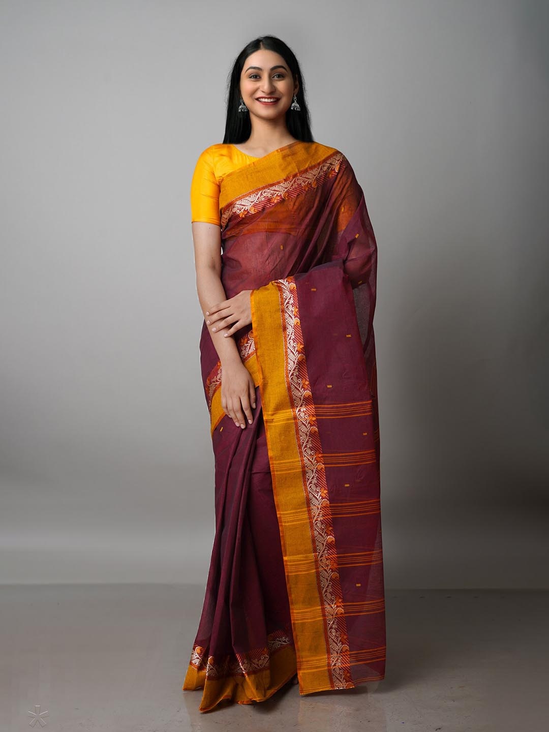 

Unnati Silks Woven Design Zari Pure Cotton Taant Saree, Maroon