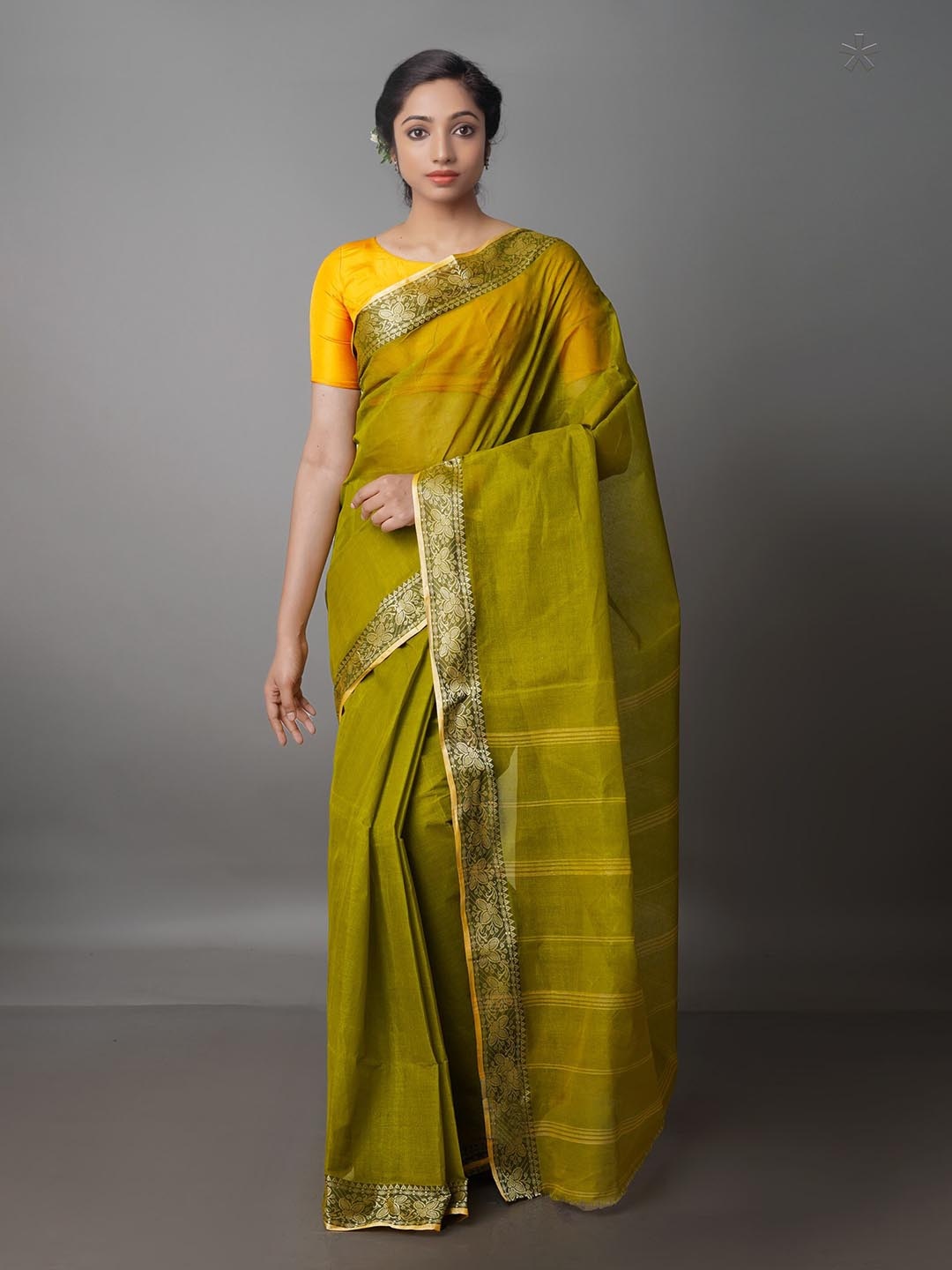

Unnati Silks Zari Pure Cotton Handloom Saree, Olive