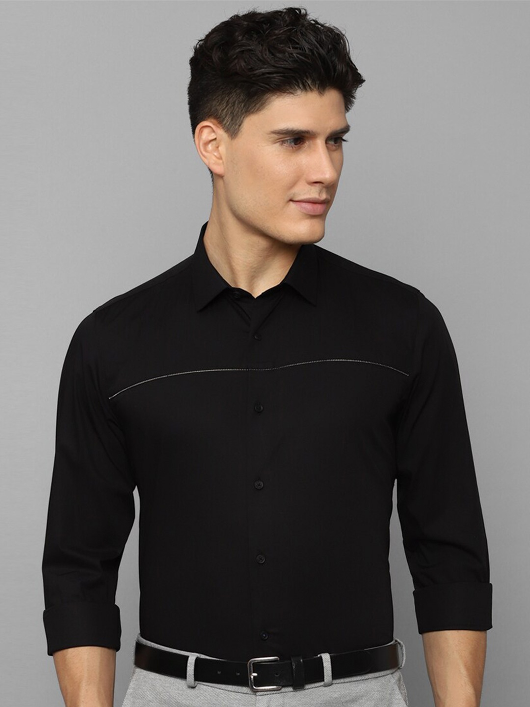 

Louis Philippe Sport Men Slim Fit Casual Shirt, Black