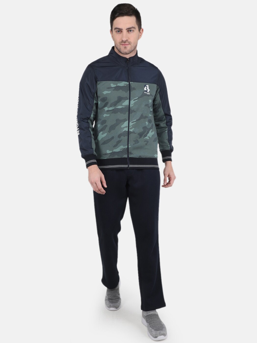 

Monte Carlo Men Printed Mock Collar Tracksuit, Green
