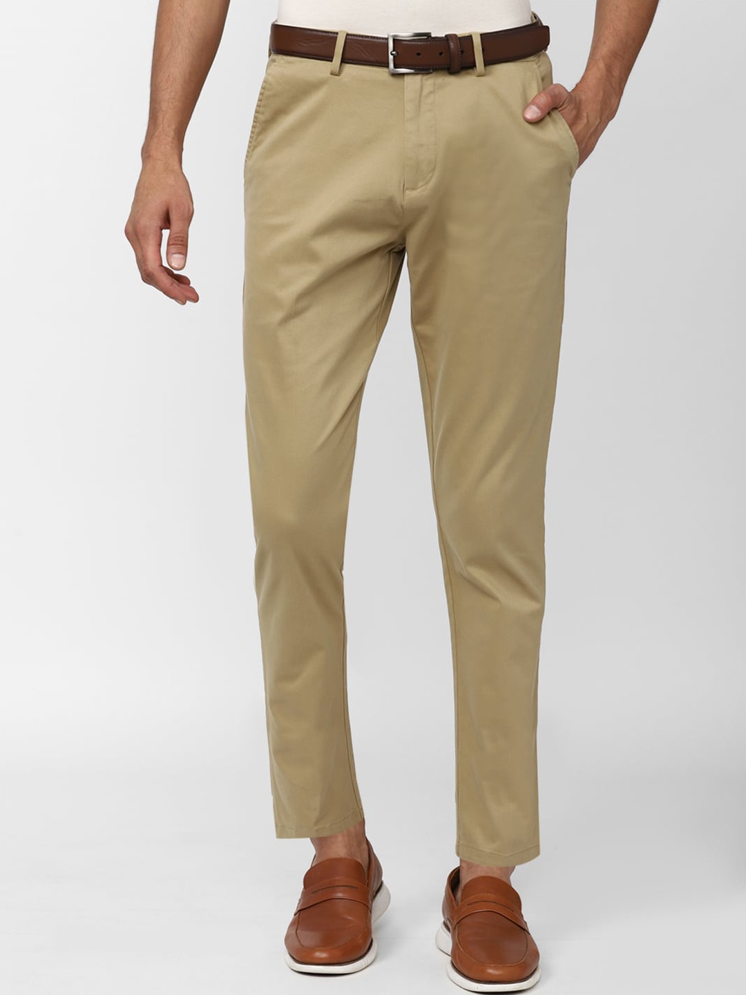 

Peter England Casuals Men Slim Fit Trousers, Beige