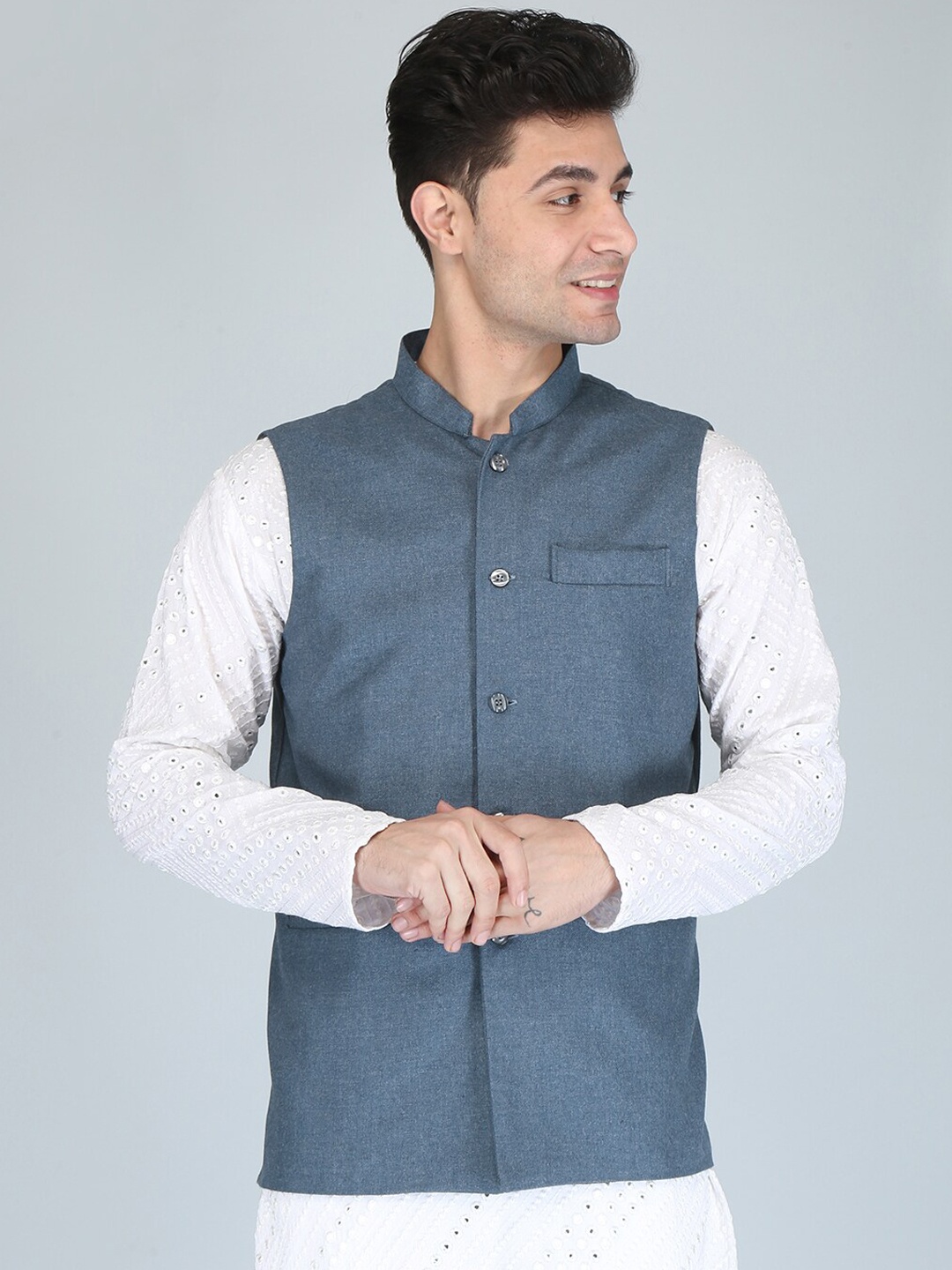 

UNCRAZY Men Solid Nehru Jackets, Blue