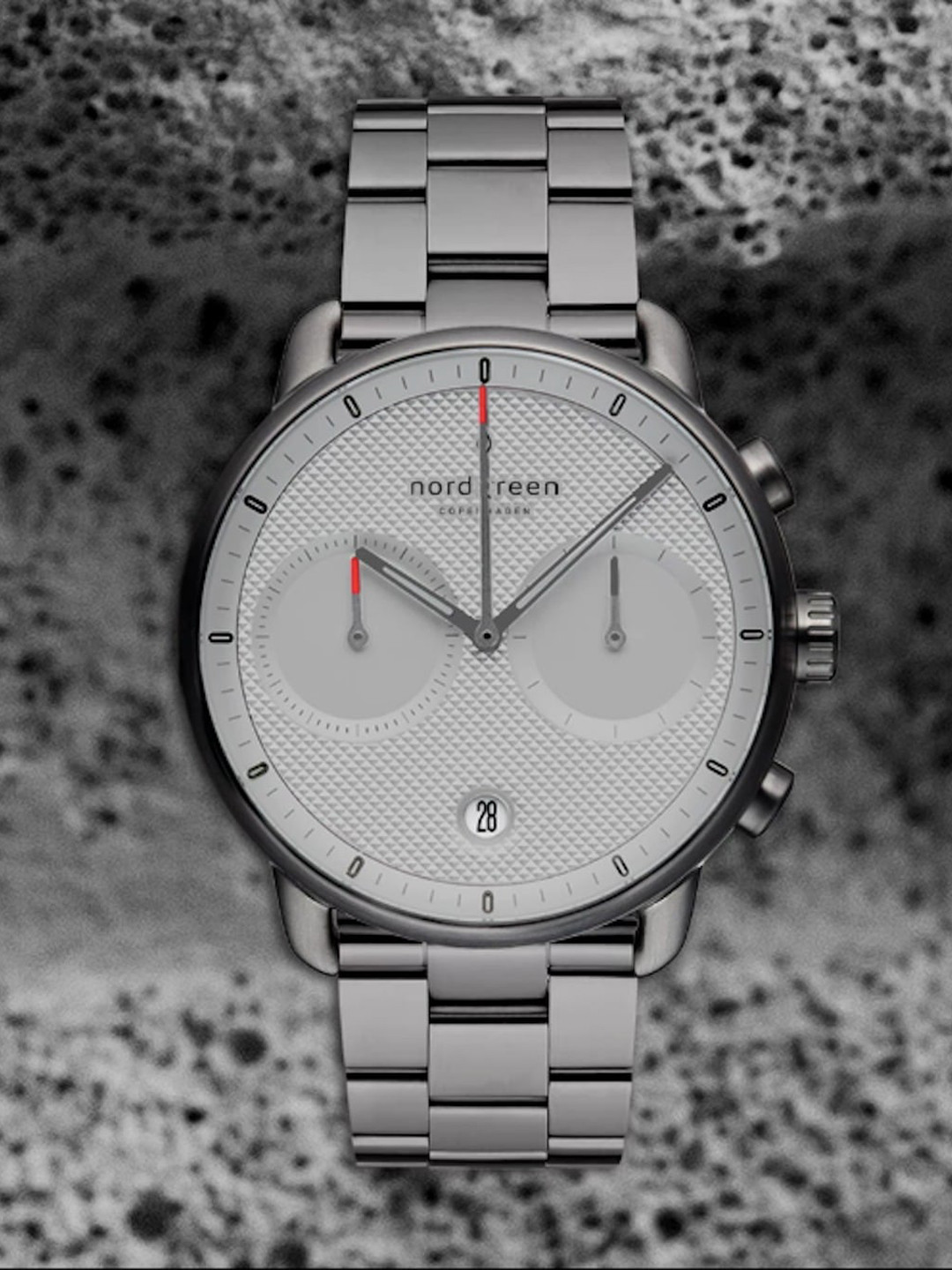 

Nordgreen Men Stainless Steel Bracelet Style Strap Analogue Chronograph Watch PI42GM3LGUTG, Grey