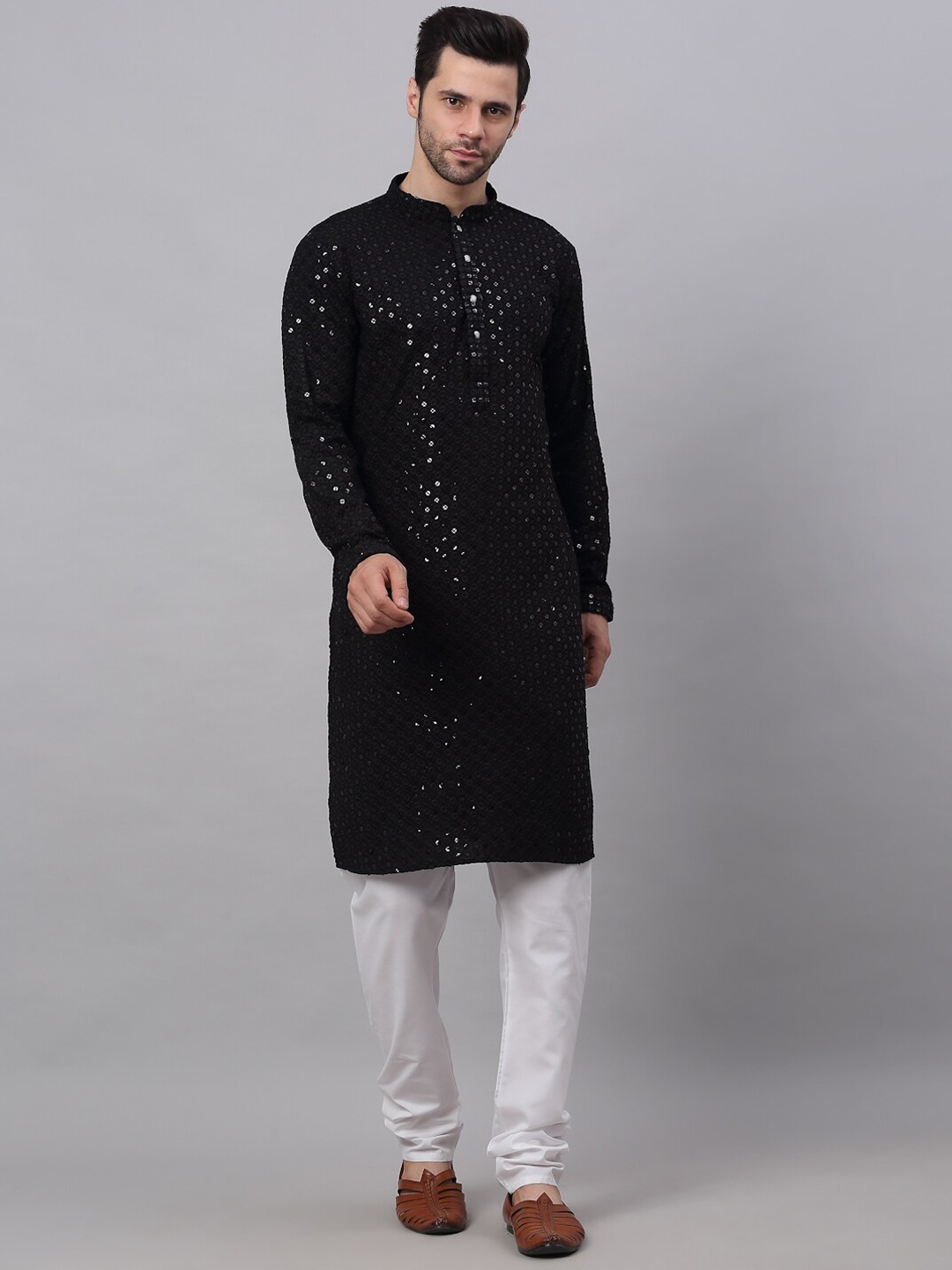 

Jompers Men Floral Embroidered Sequinned Pure Cotton Kurta with Churidar, Black