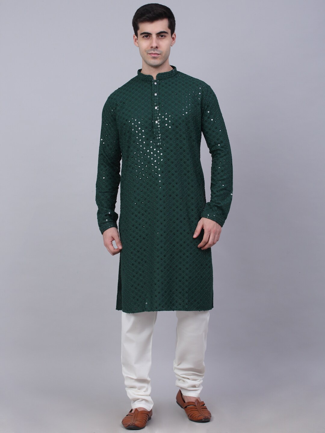 

Jompers Men Floral Embroidered Sequinned Pure Cotton Kurta with Churidar, Green