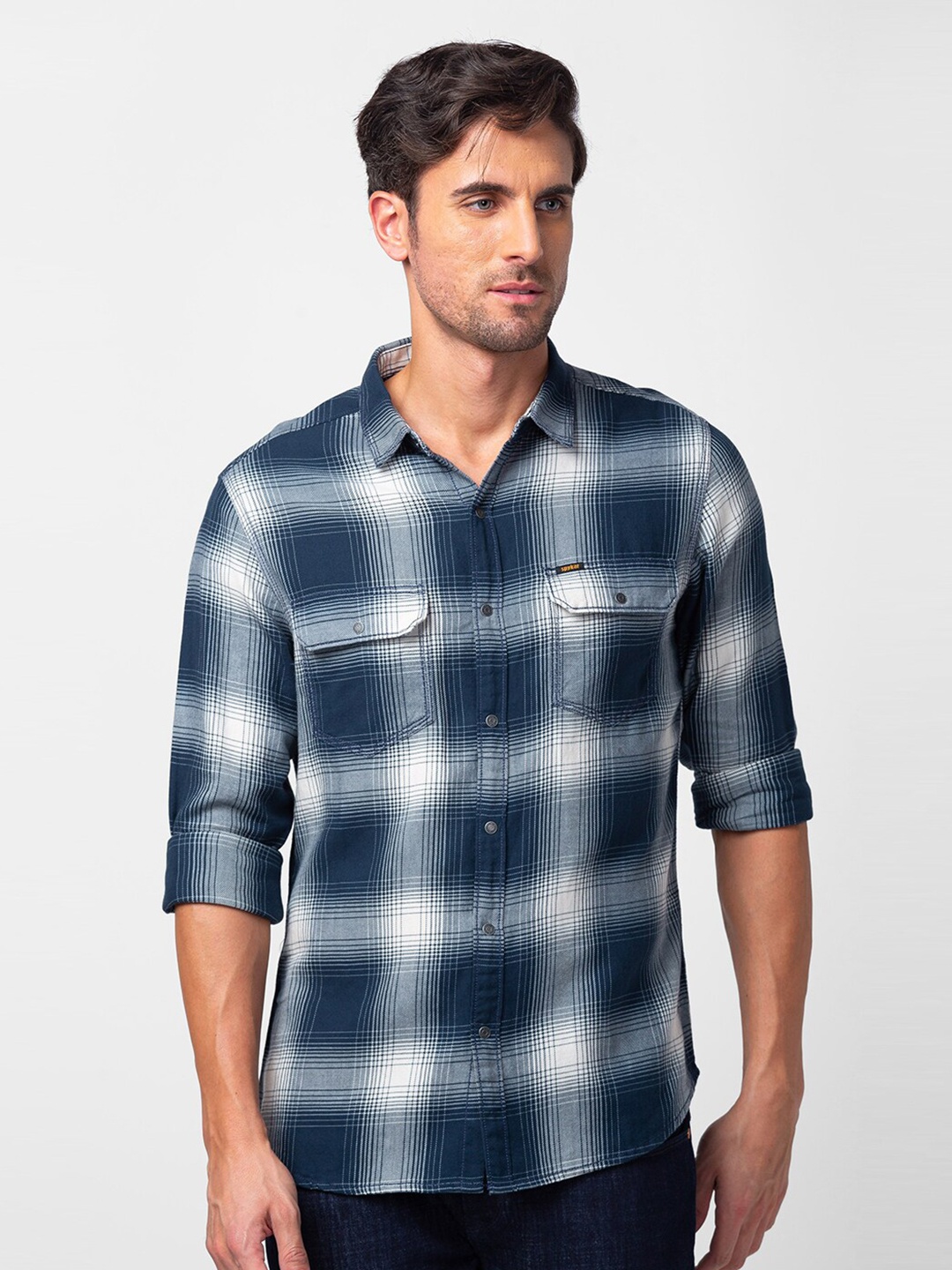 

SPYKAR Men Slim Fit Checked Cotton Casual Shirt, Navy blue