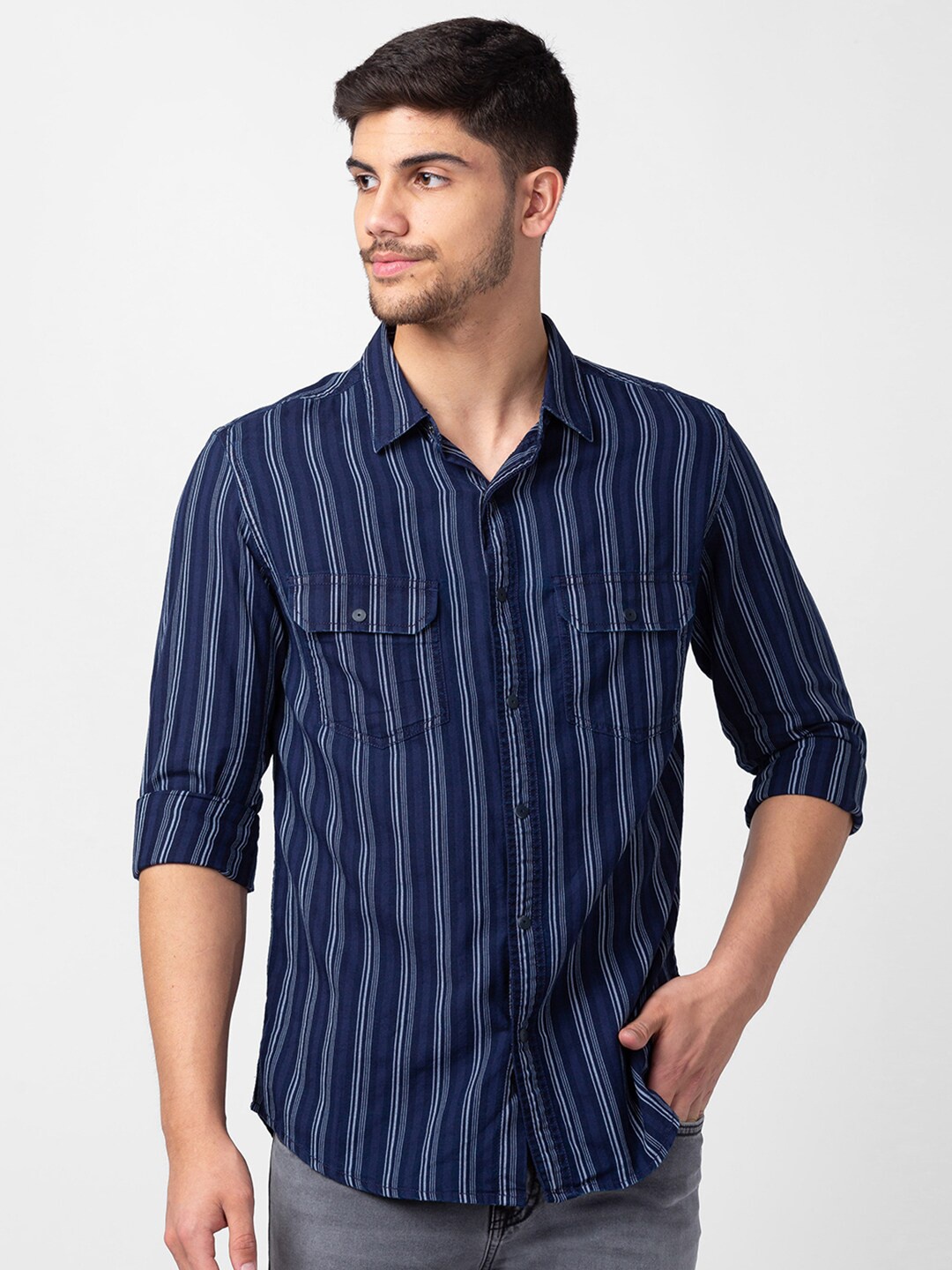 

SPYKAR Men Slim Fit Striped Casual Shirt, Blue