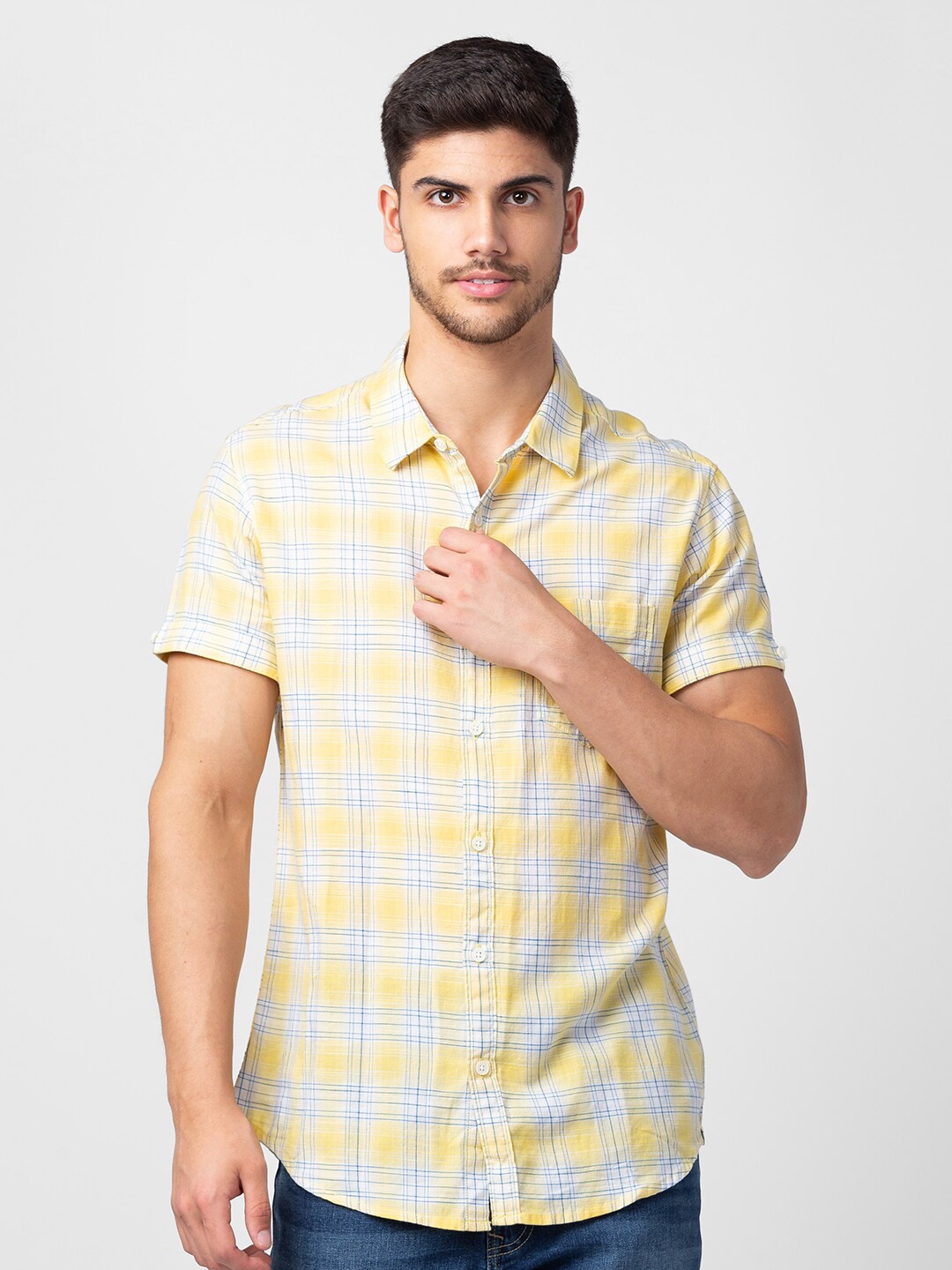 

SPYKAR Men Slim Fit Checked Casual Shirt, Yellow