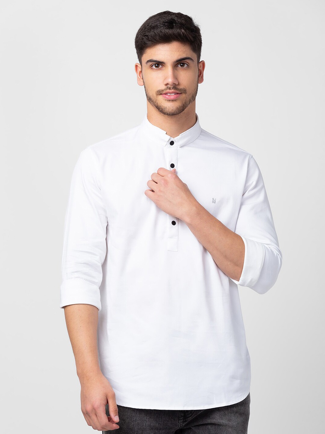 

SPYKAR Men Mandarin Collar Kurta, White