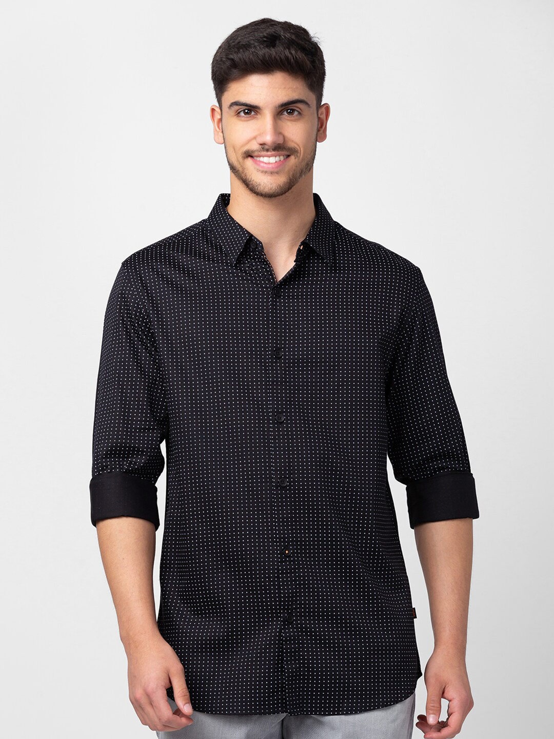 

SPYKAR Men Slim Fit Printed Casual Shirt, Black