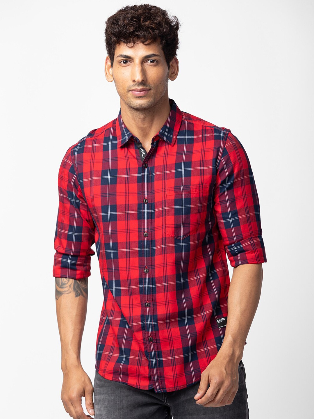 

SPYKAR Men Slim Fit Tartan Checks Checked Casual Cotton Shirt, Red