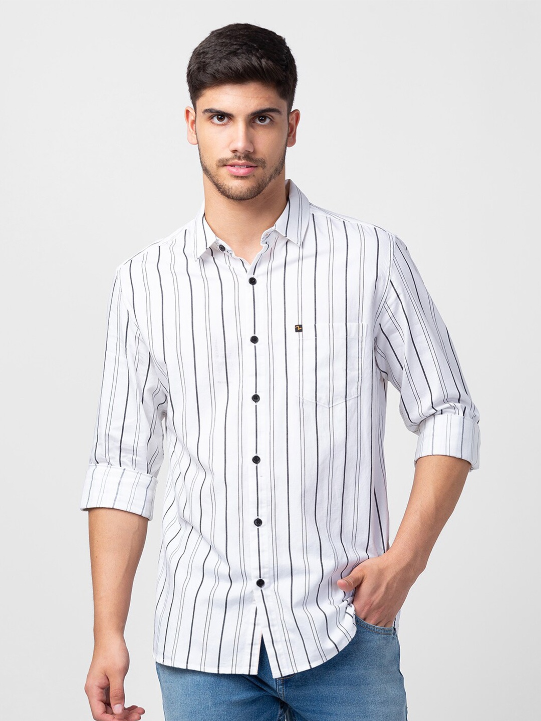 

SPYKAR Men Slim Fit Striped Cotton Casual Shirt, White