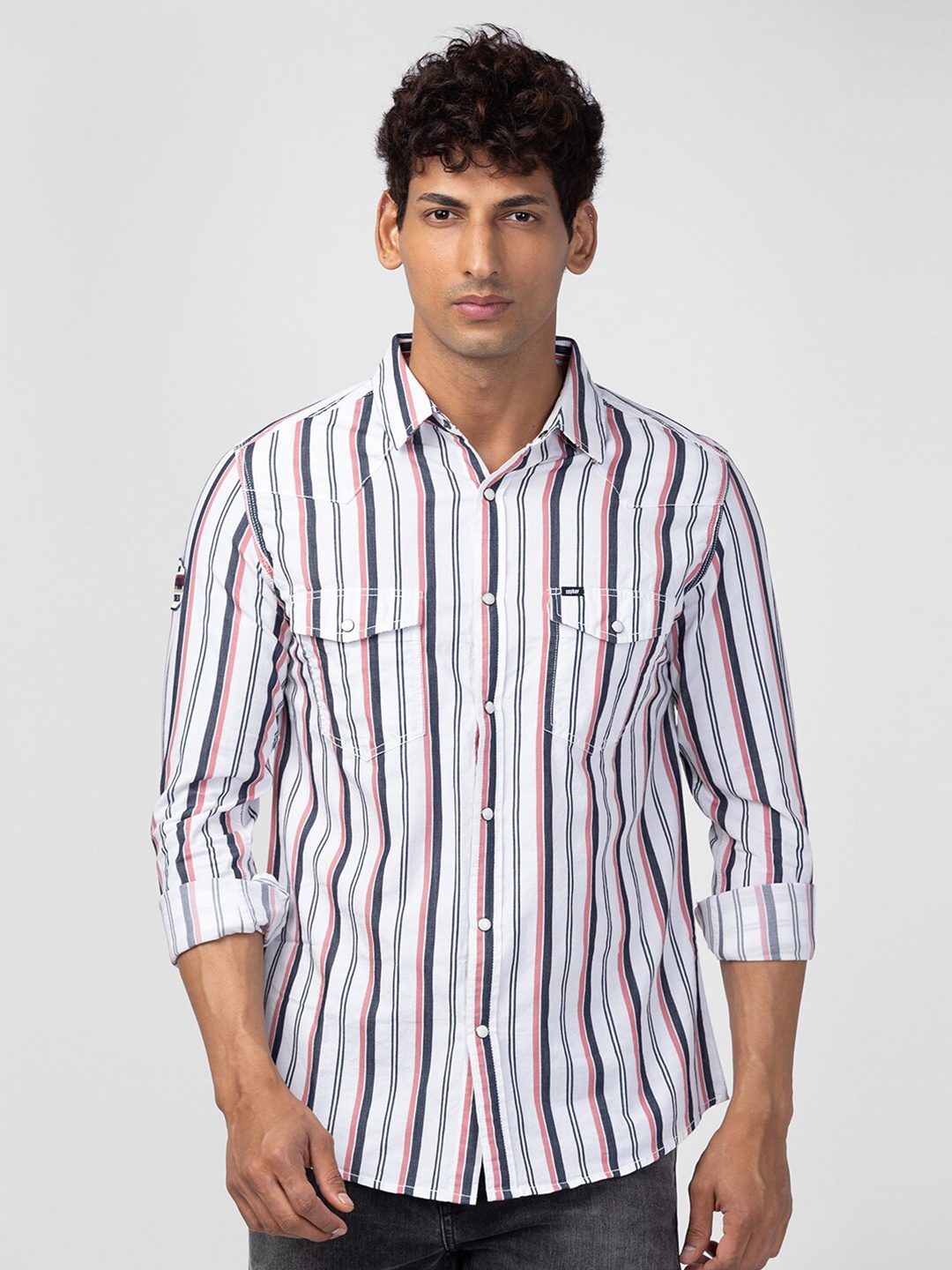 

SPYKAR Men Cotton Slim Fit Striped Casual Shirt, Pink