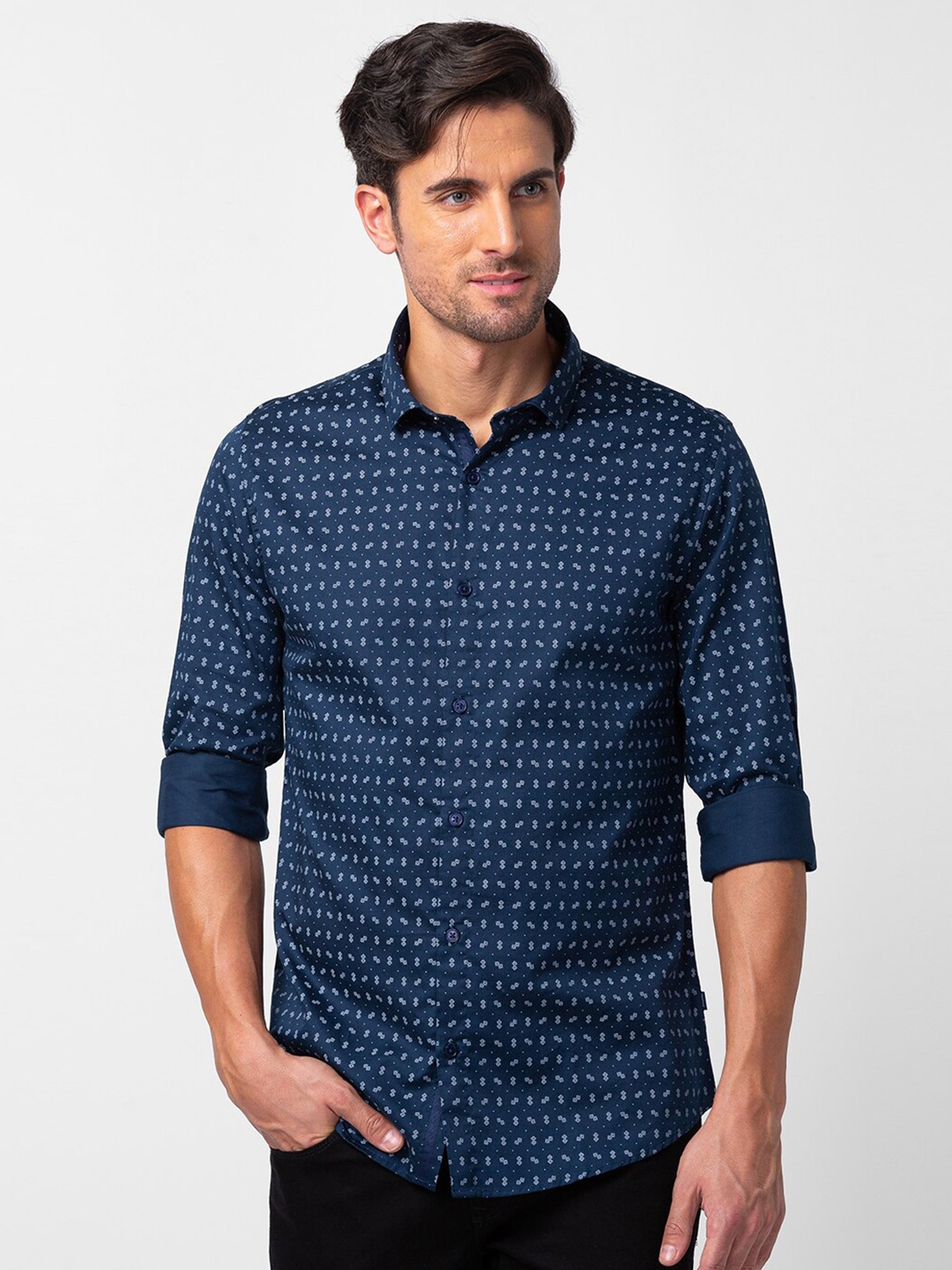 

SPYKAR Men Printed Casual Shirt, Navy blue