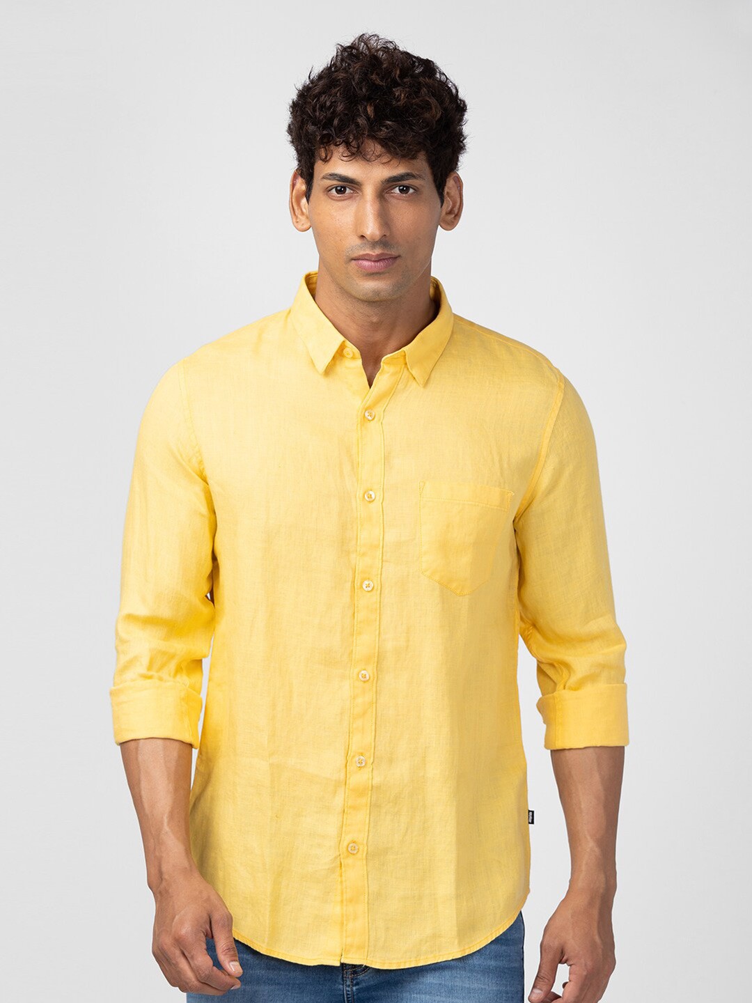 

SPYKAR Men Solid Casual Shirt, Yellow
