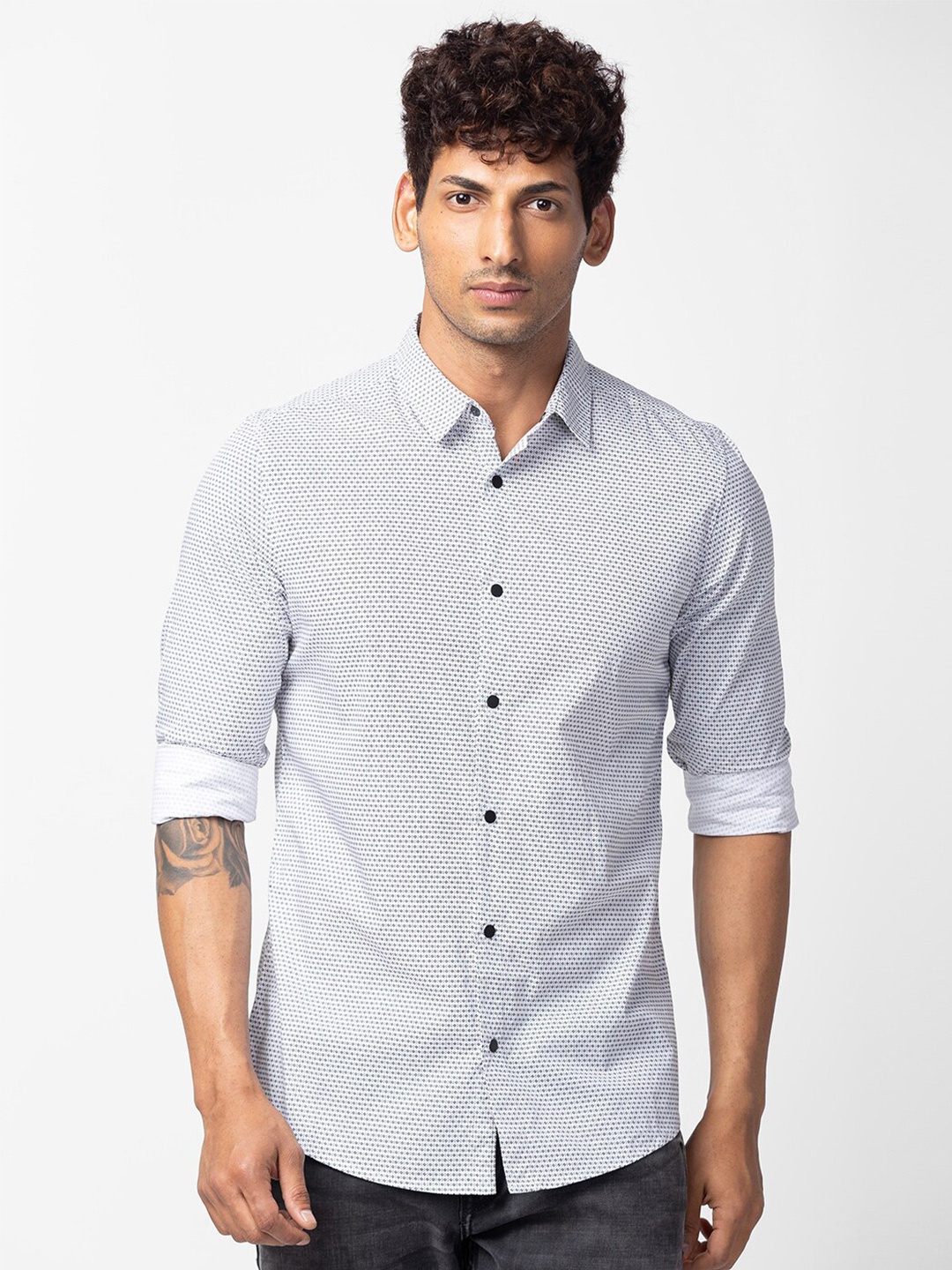 

SPYKAR Men Printed Cotton Slim Fit Casual Shirt, White