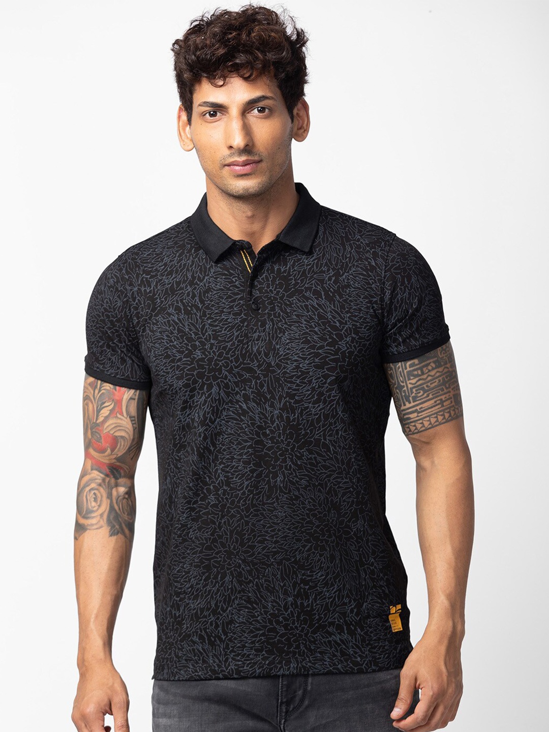 

SPYKAR Men Floral Printed Polo Collar Slim Fit T-shirt, Black