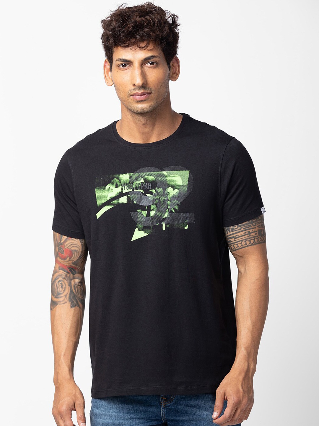 

SPYKAR Men Graphic Printed Slim Fit T-shirt, Black