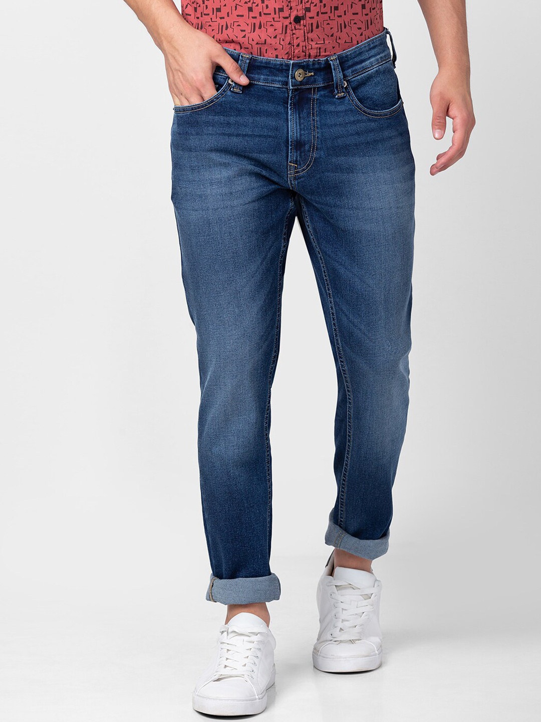 

SPYKAR Men Slim Fit Low-Rise Light Fade Stretchable Jeans, Blue