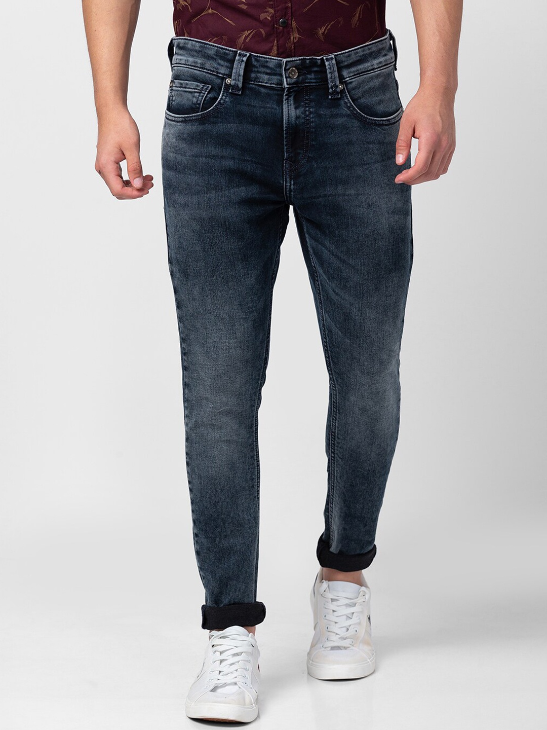 

SPYKAR Men Tapered Fit Low Distress Heavy Fade Stretchable Cotton Jeans, Blue