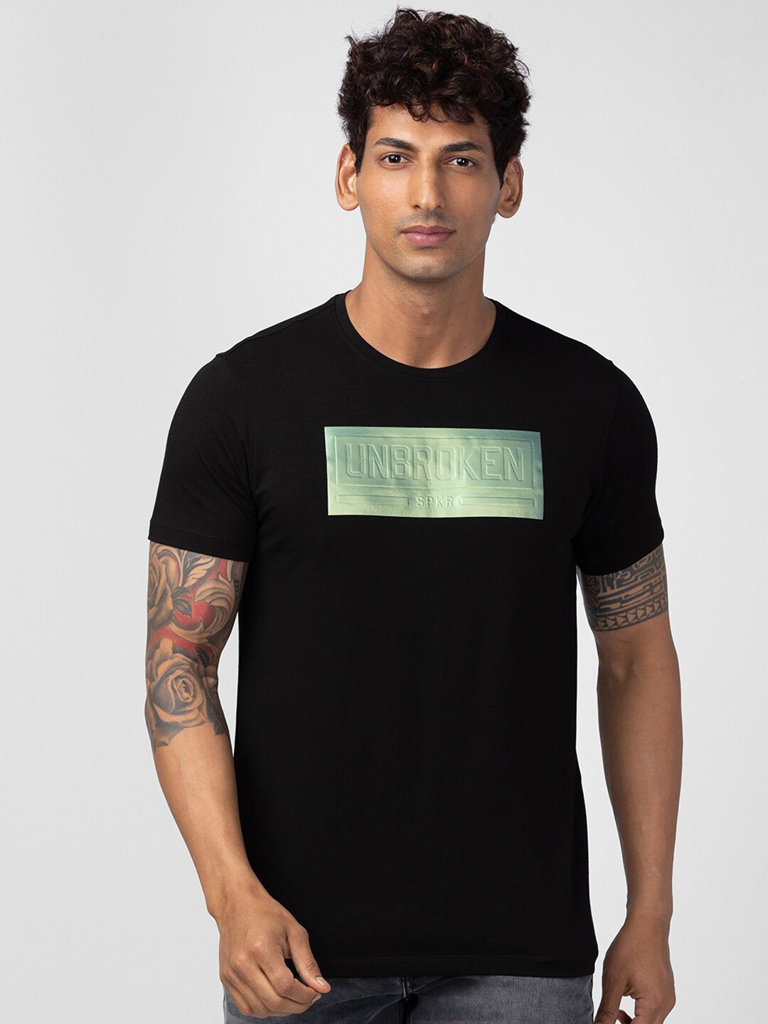 

SPYKAR Men Typography Printed Cotton T-shirt, Black