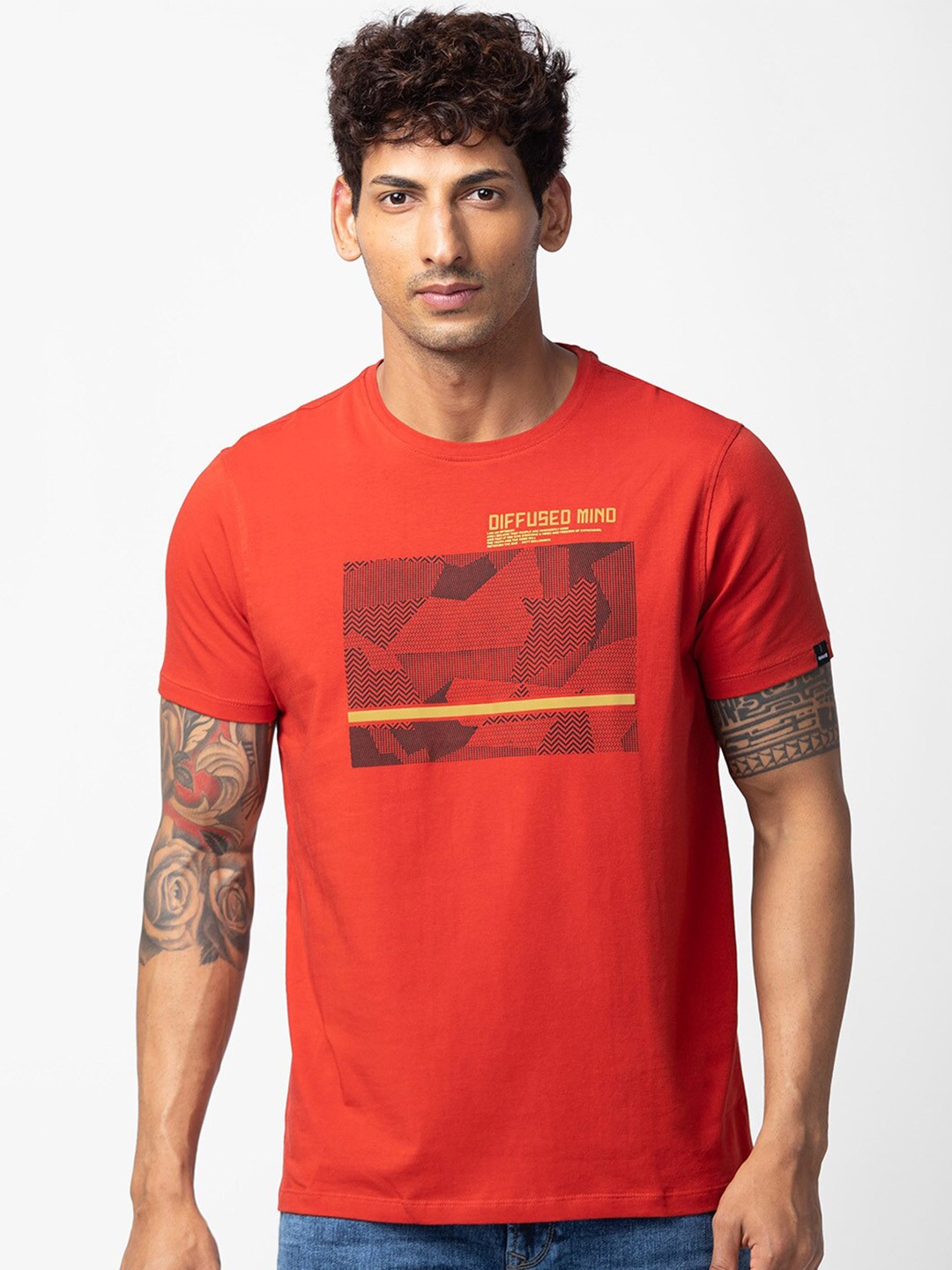 

SPYKAR Men Printed Slim Fit T-shirt, Orange