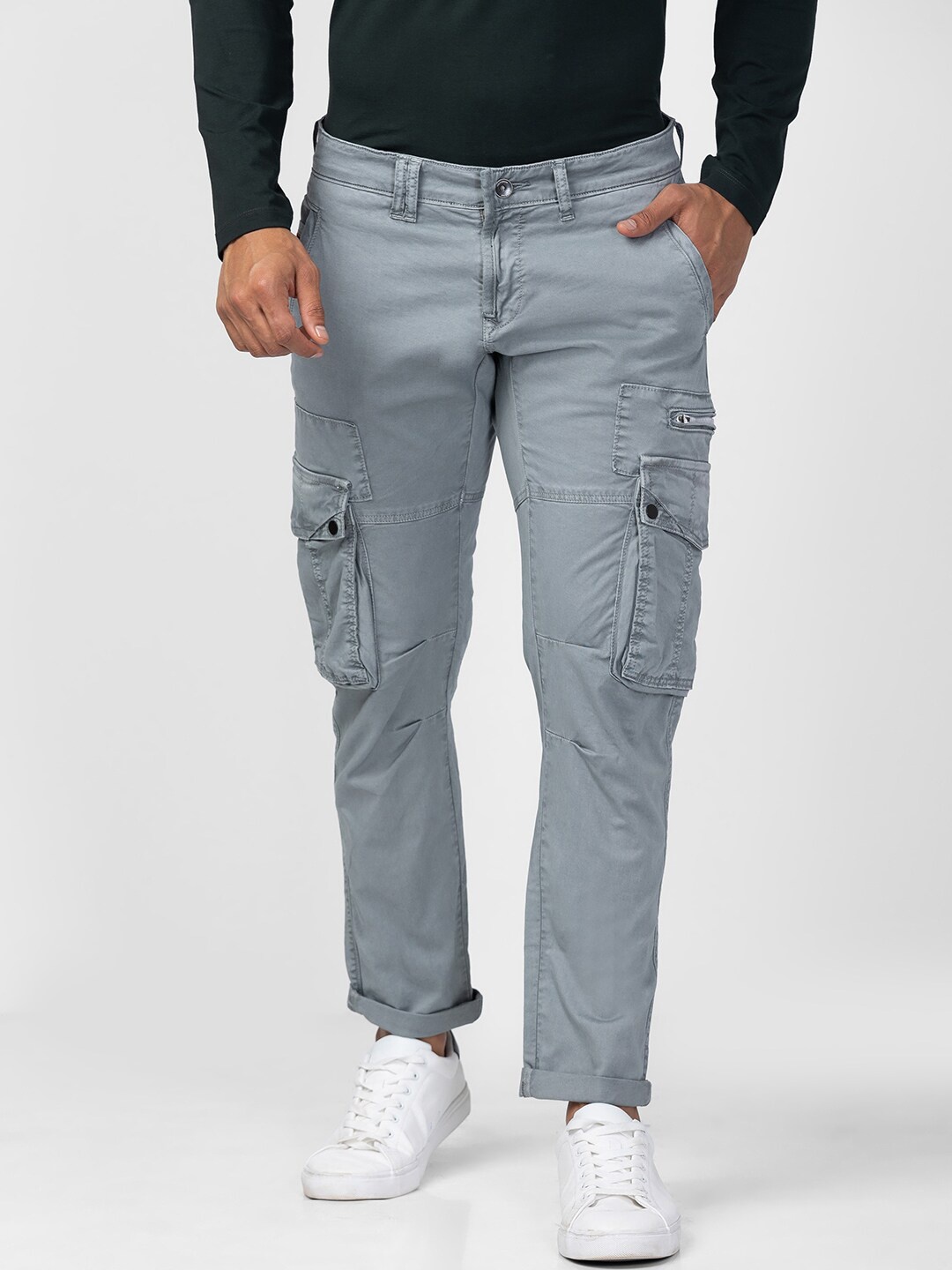 

SPYKAR Men Solid Cargos, Grey