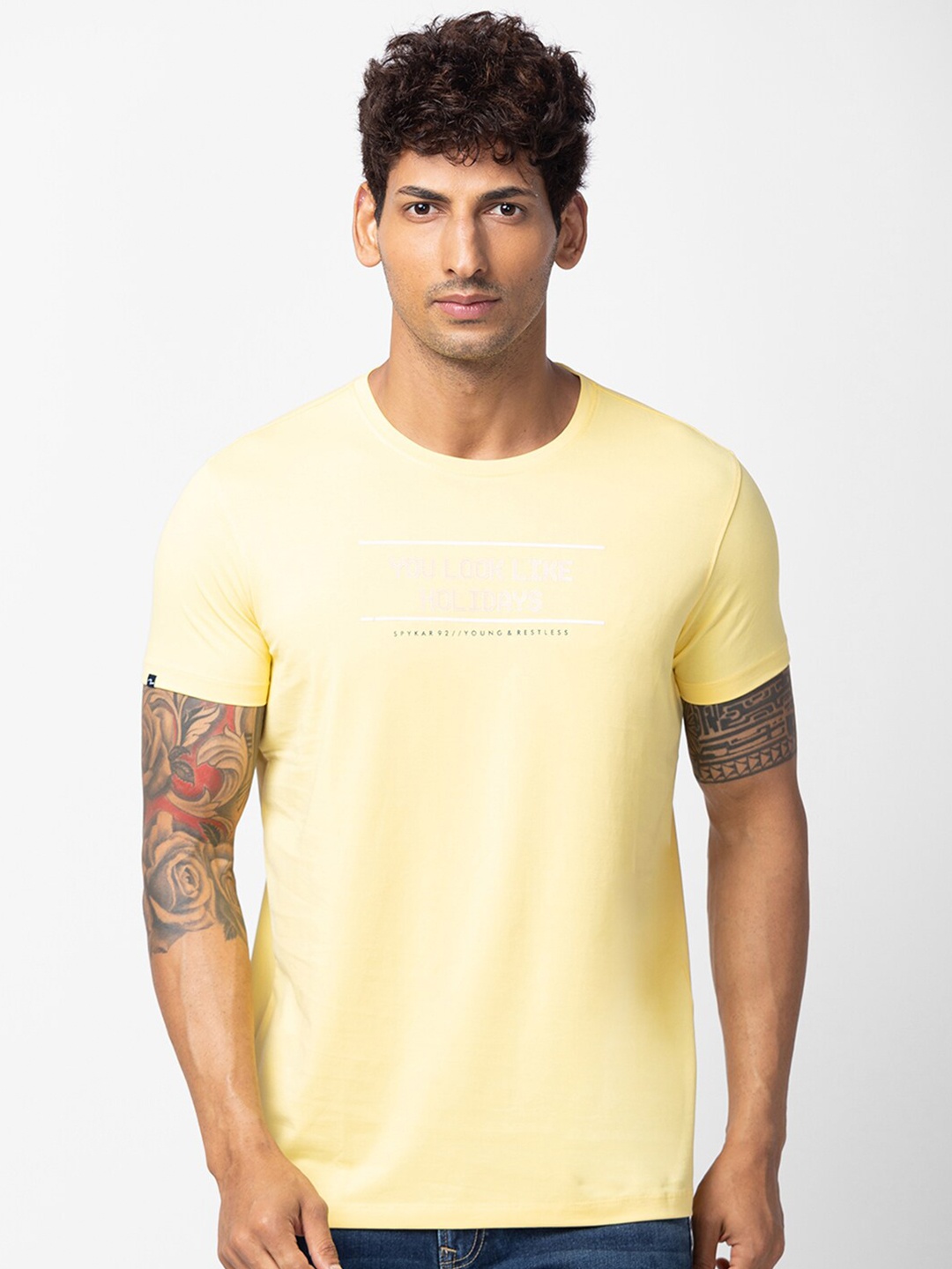 

SPYKAR Men Typography Printed Slim Fit T-shirt, Yellow