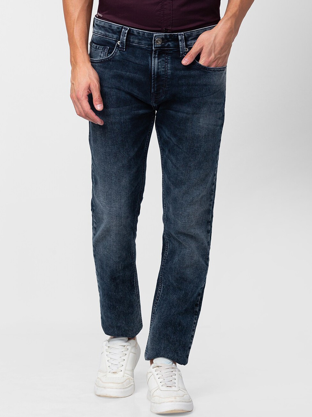 

SPYKAR Men Light Fade Stretchable Cotton Jeans, Blue