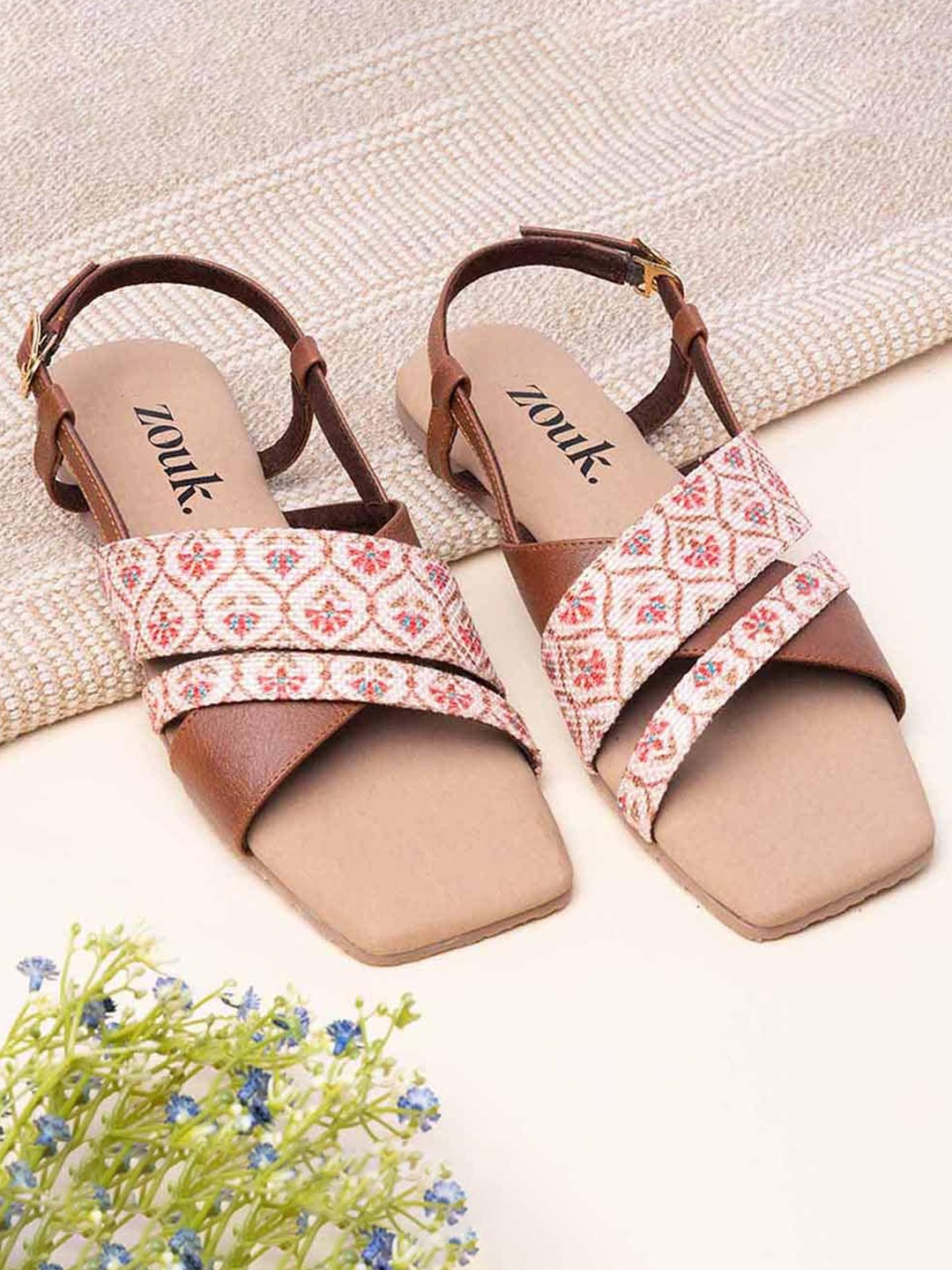 

ZOUK Women Printed Open Toe Flats, Beige