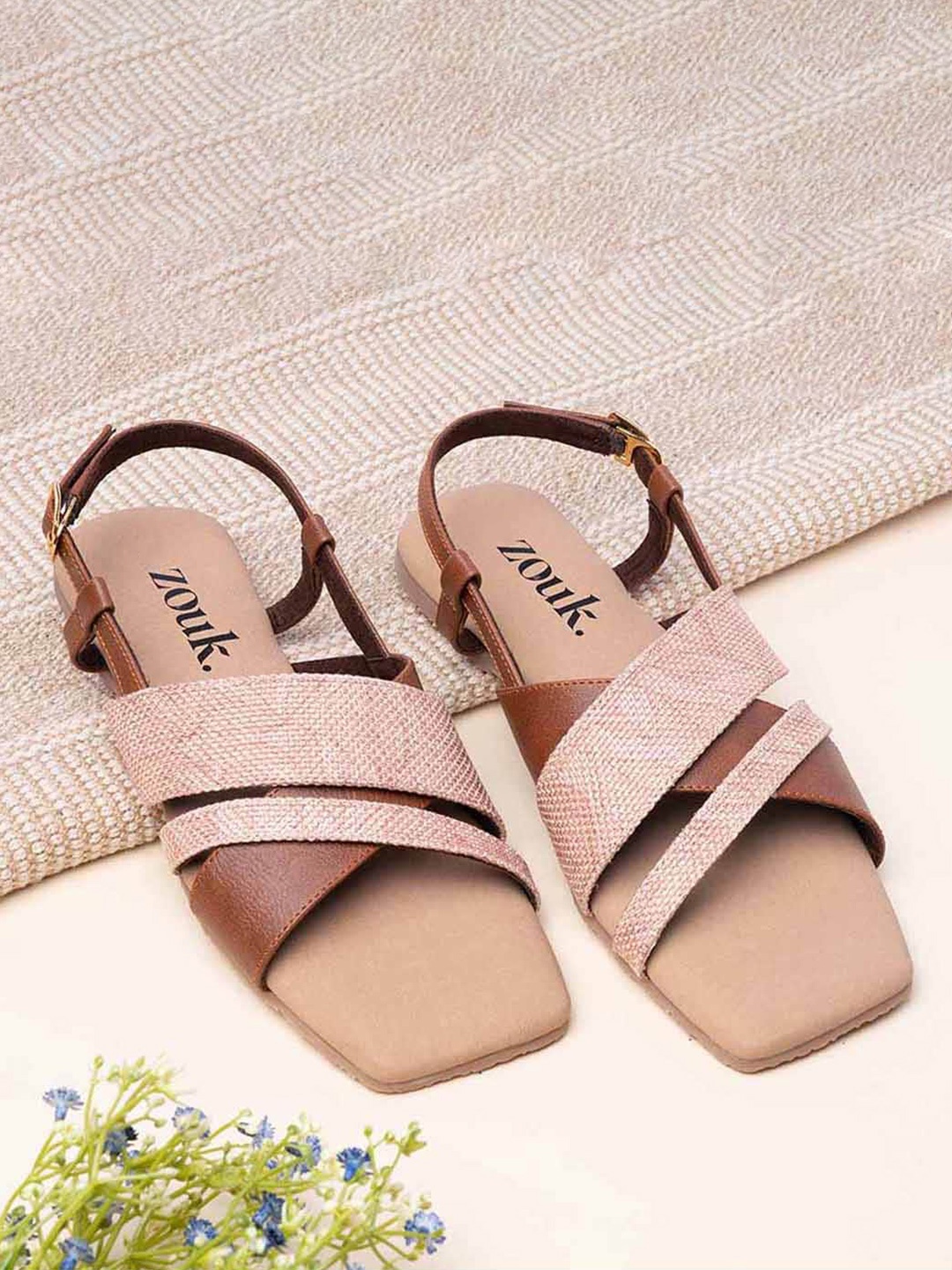 

ZOUK Women Textured Open Toe Flats, Beige