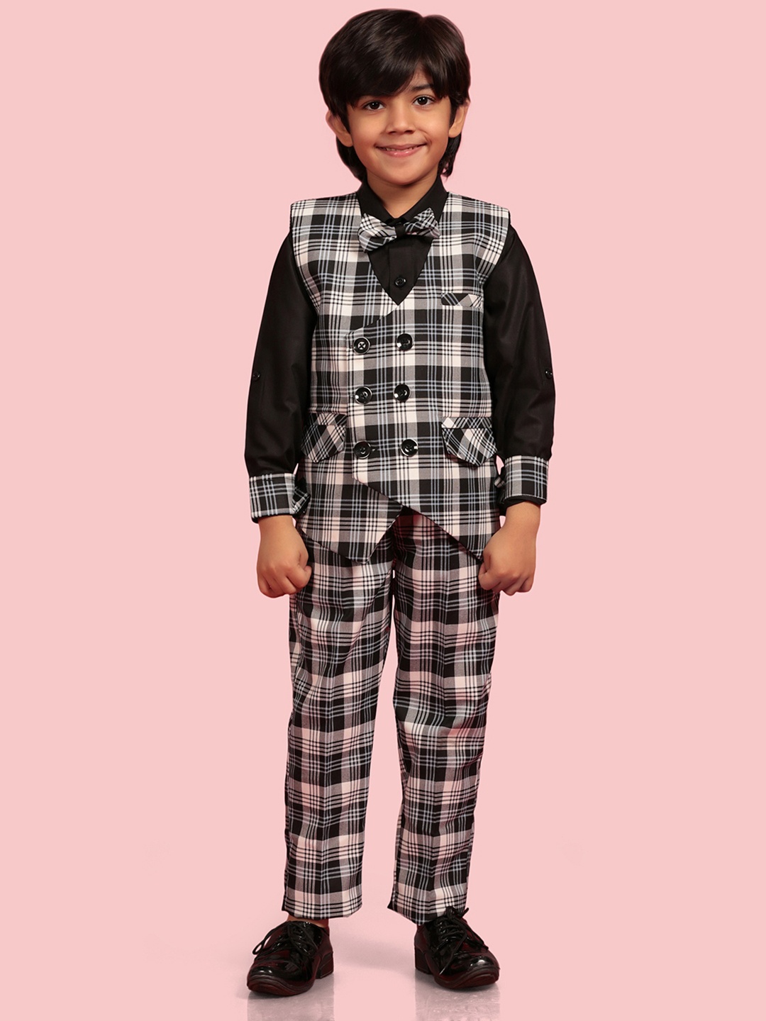 

Aj DEZInES Boys 3 Piece Checked Suit Set, White