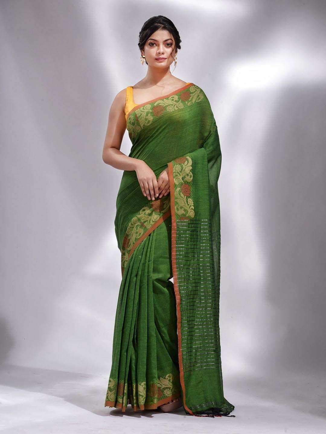 

Charukriti Pure Cotton Saree, Green