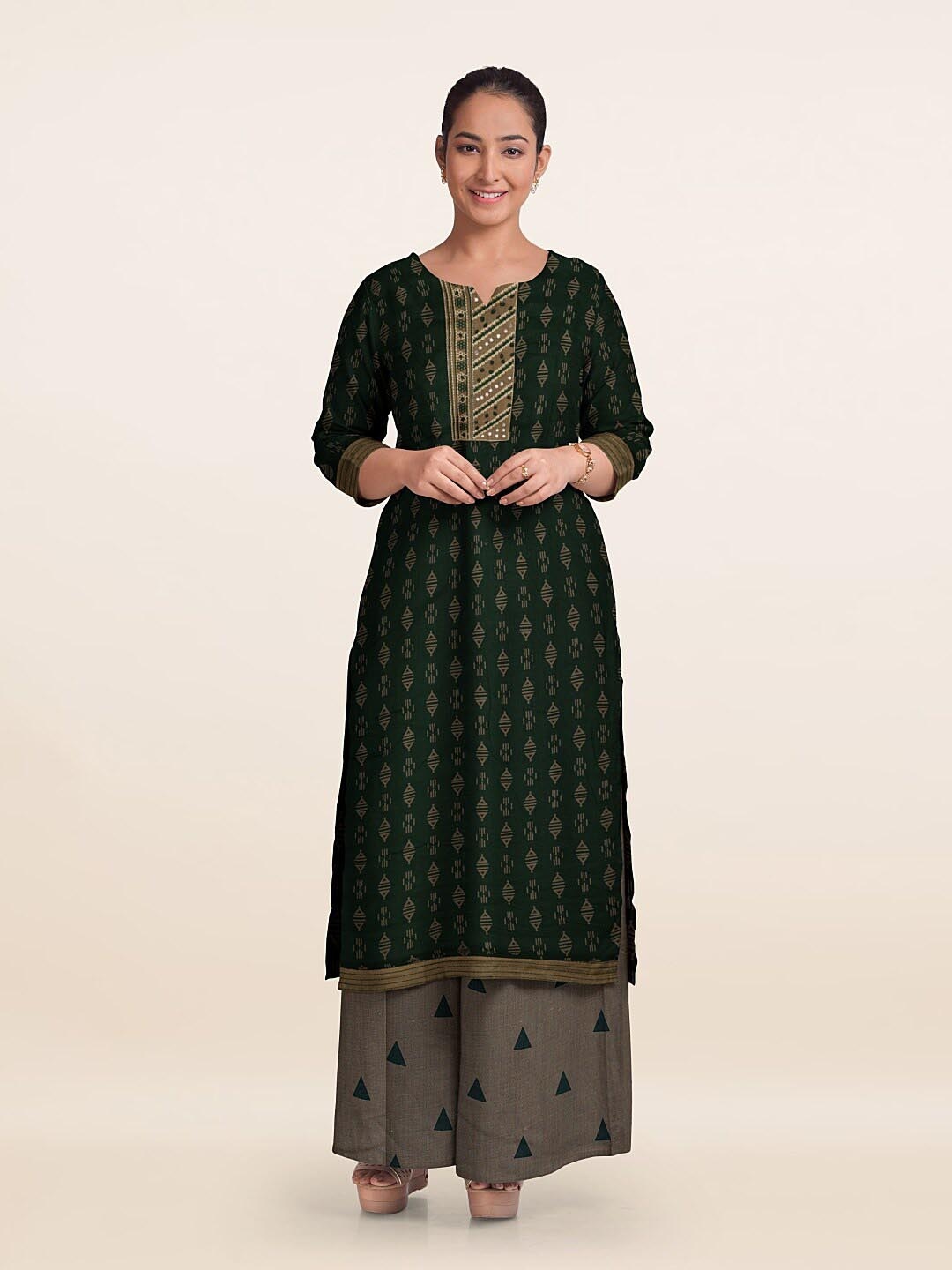 

Pothys Geometric Printed Unstitched Dress Material, Green