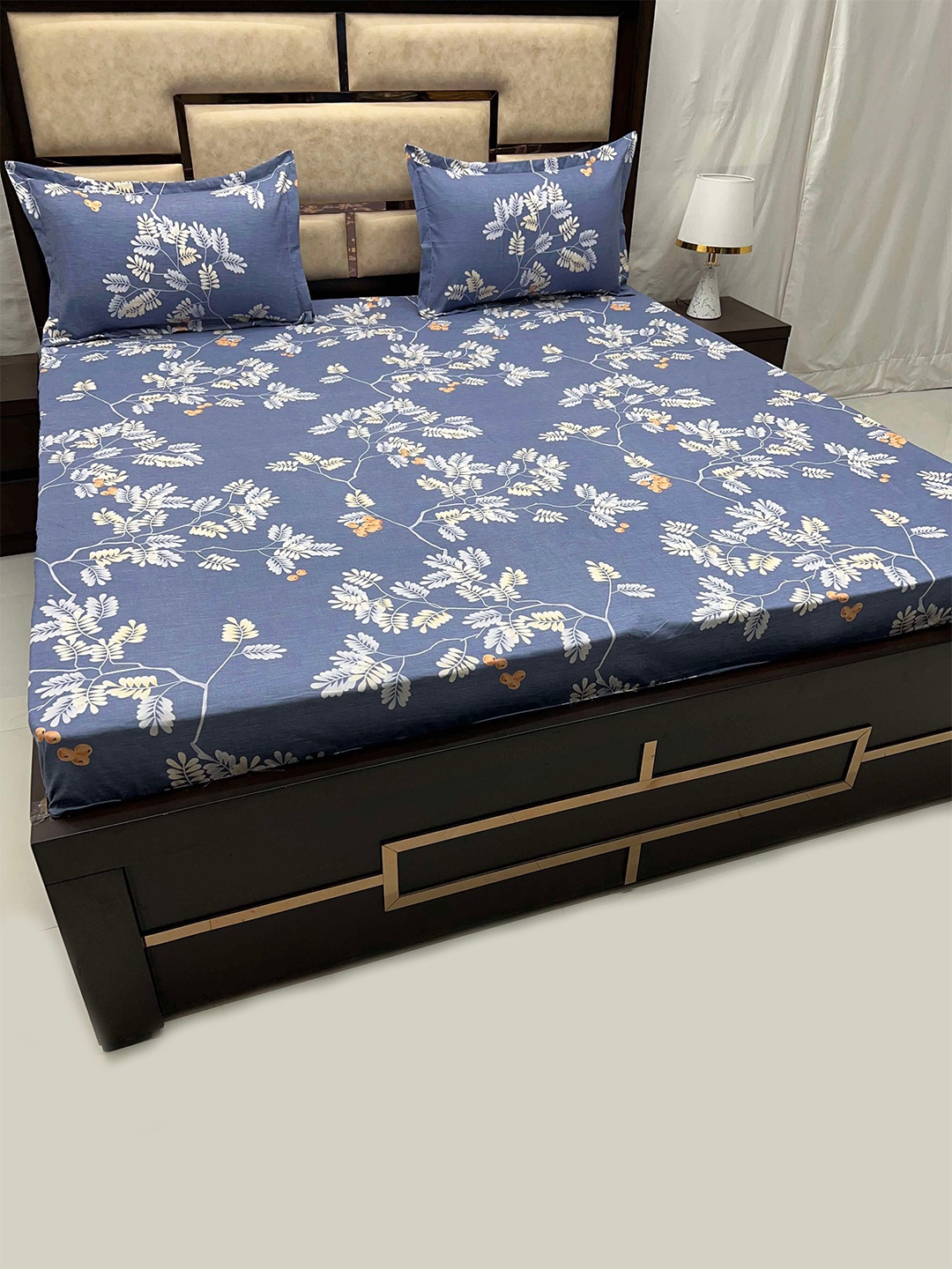 

Pure Decor Blue & Yellow Floral Printed 250 TC King Bedsheet with 2 Pillow Covers