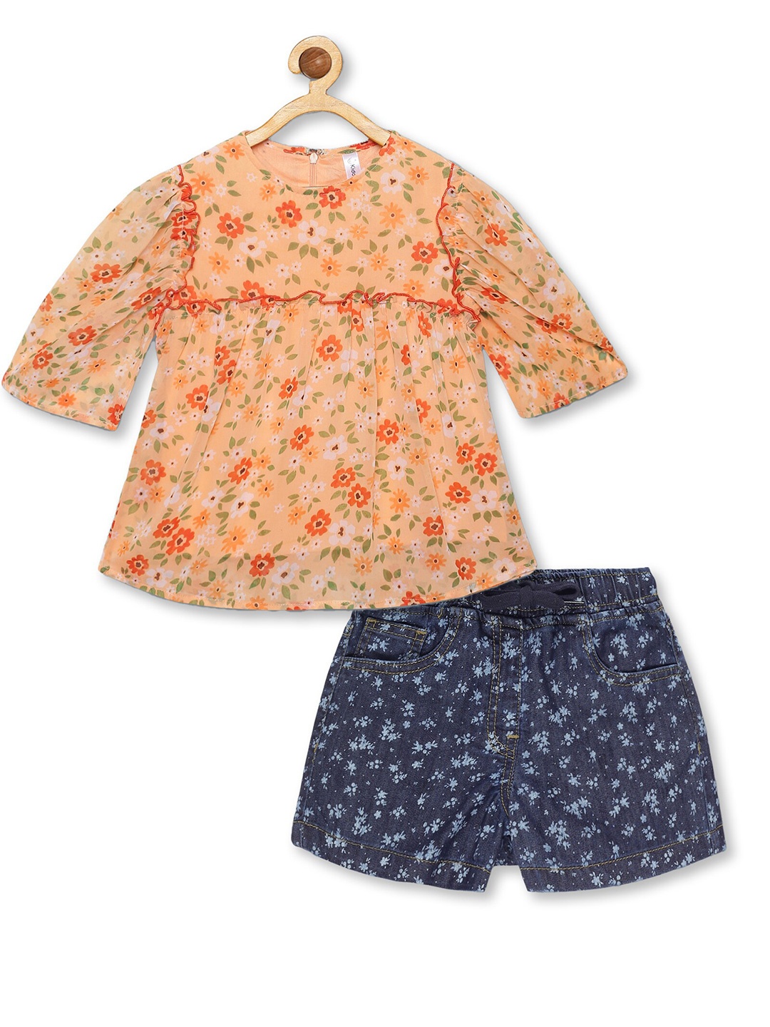 

KiddoPanti Girls Floral Printed Top with Shorts, Peach