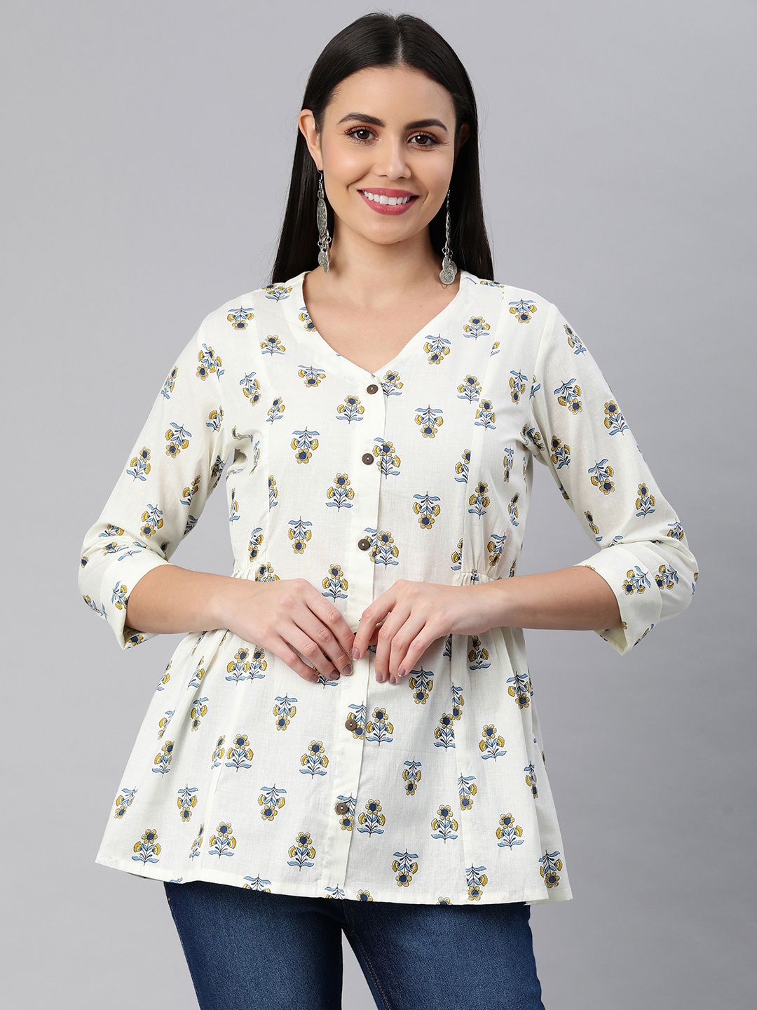 

KAMI KUBI White Floral Print Longline Top