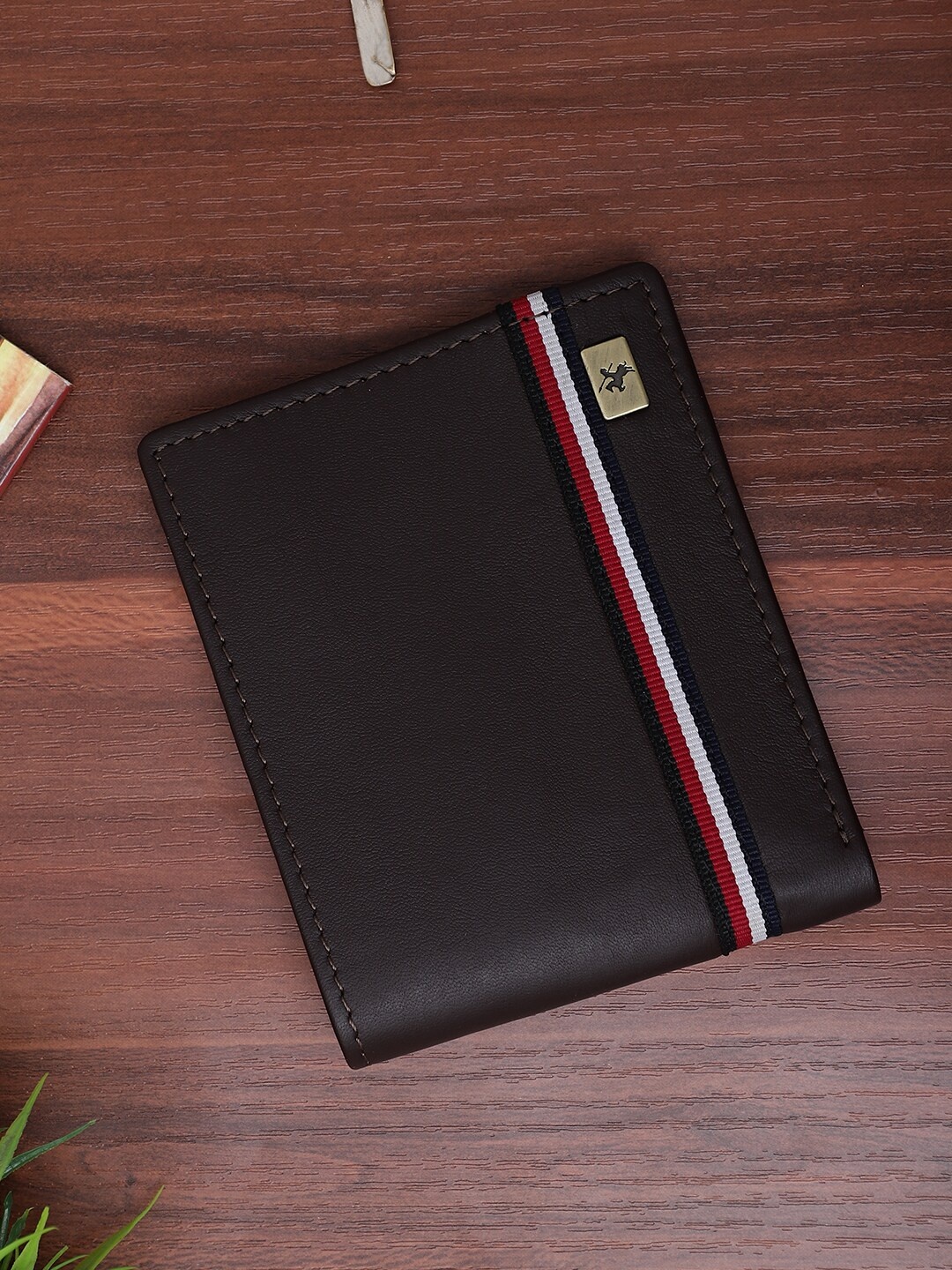 

Cantabil Men Leather Two Fold Wallet, Brown
