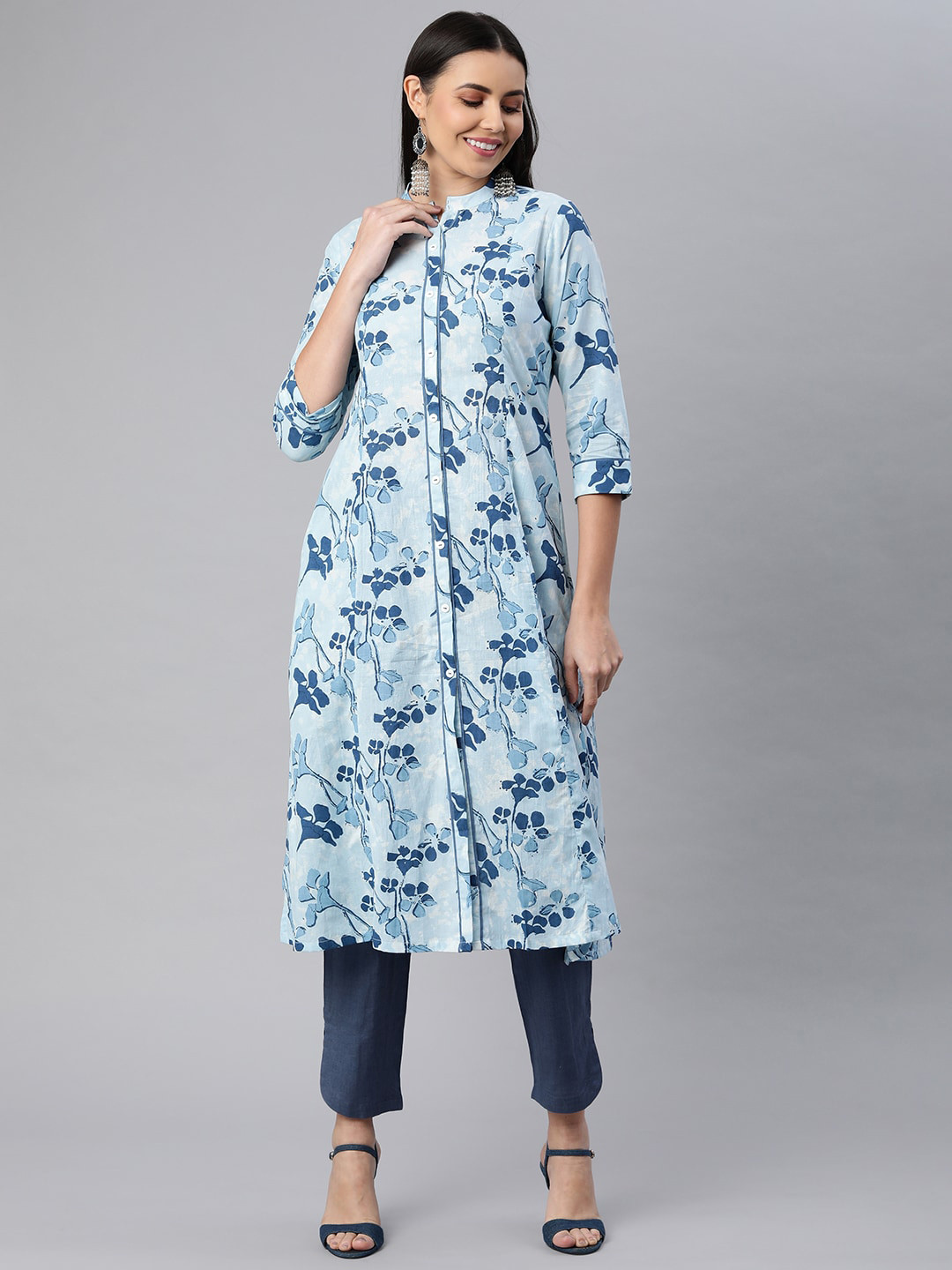 

KAMI KUBI Women Floral Printed Kurta, Blue