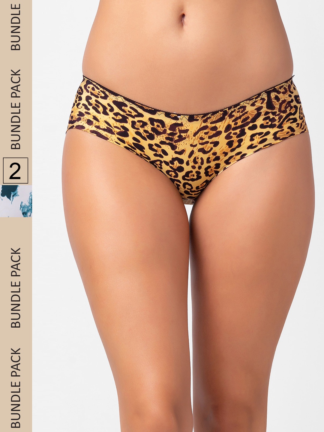 

FashionRack Women Pack Of 2 Assorted Hipster Briefs