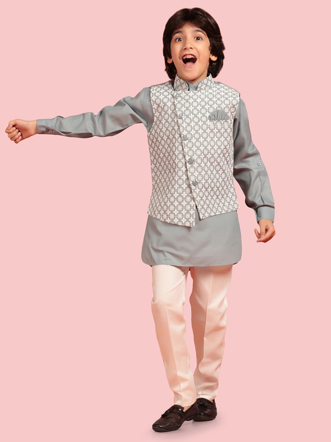

Aj DEZInES Boys Solid Pure Cotton Kurta with Trousers & Waistcoat, Grey